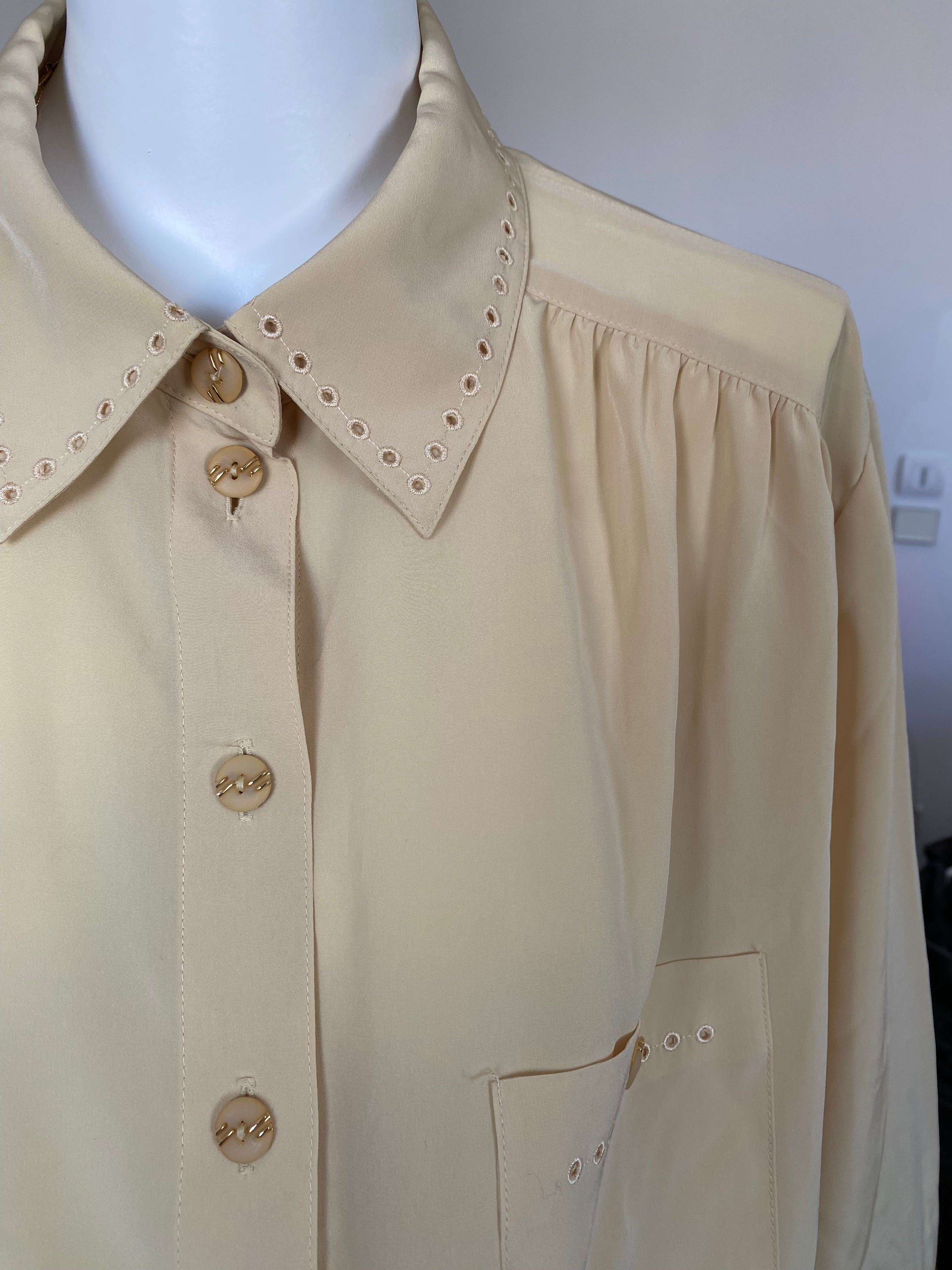 Chemise cropped • T. 38 à 46 • Chemise crop top jaune brodée