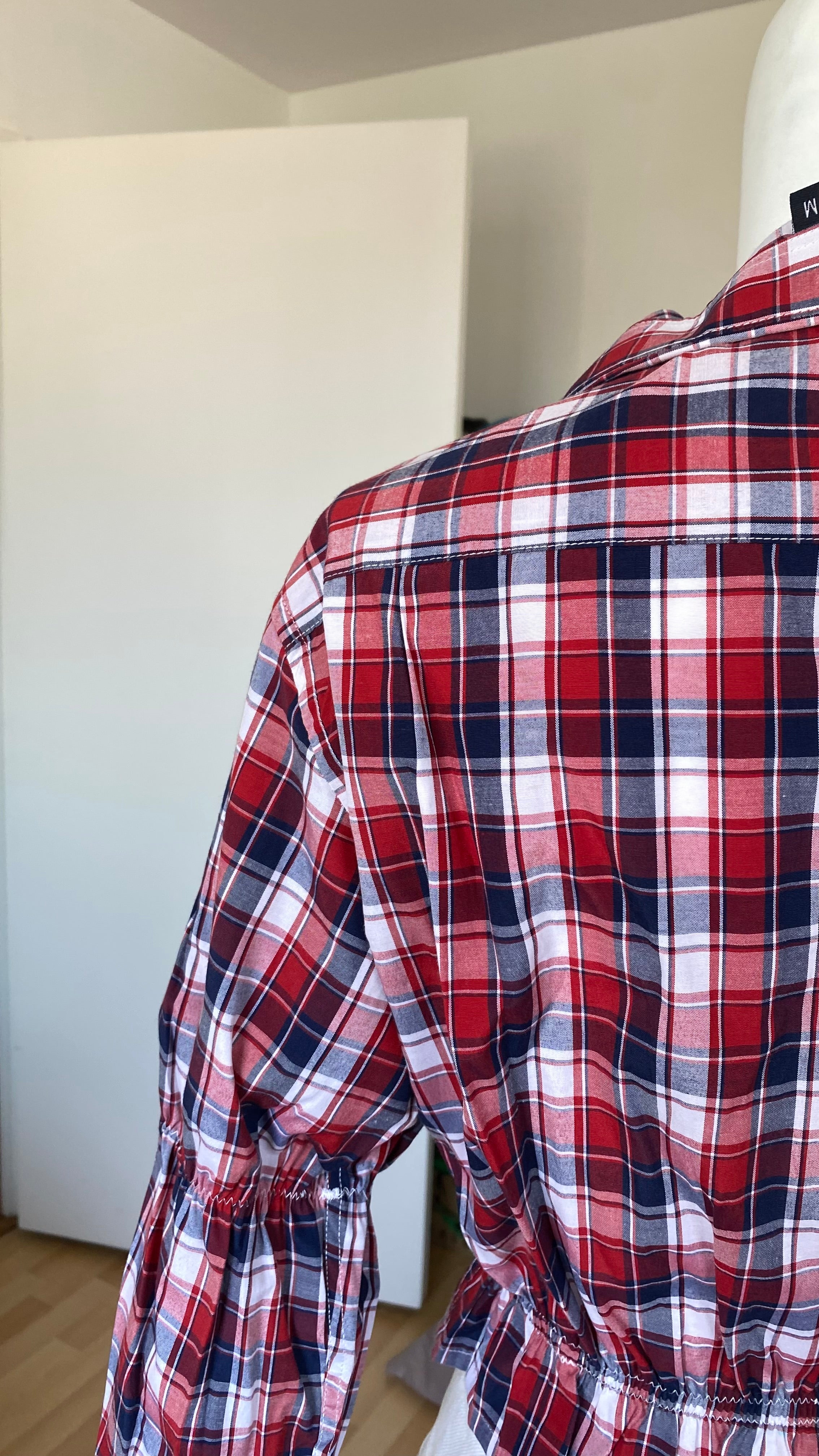 Intemporelle • T. 32 à 36 • Chemise courte manches longues à carreaux tricolores