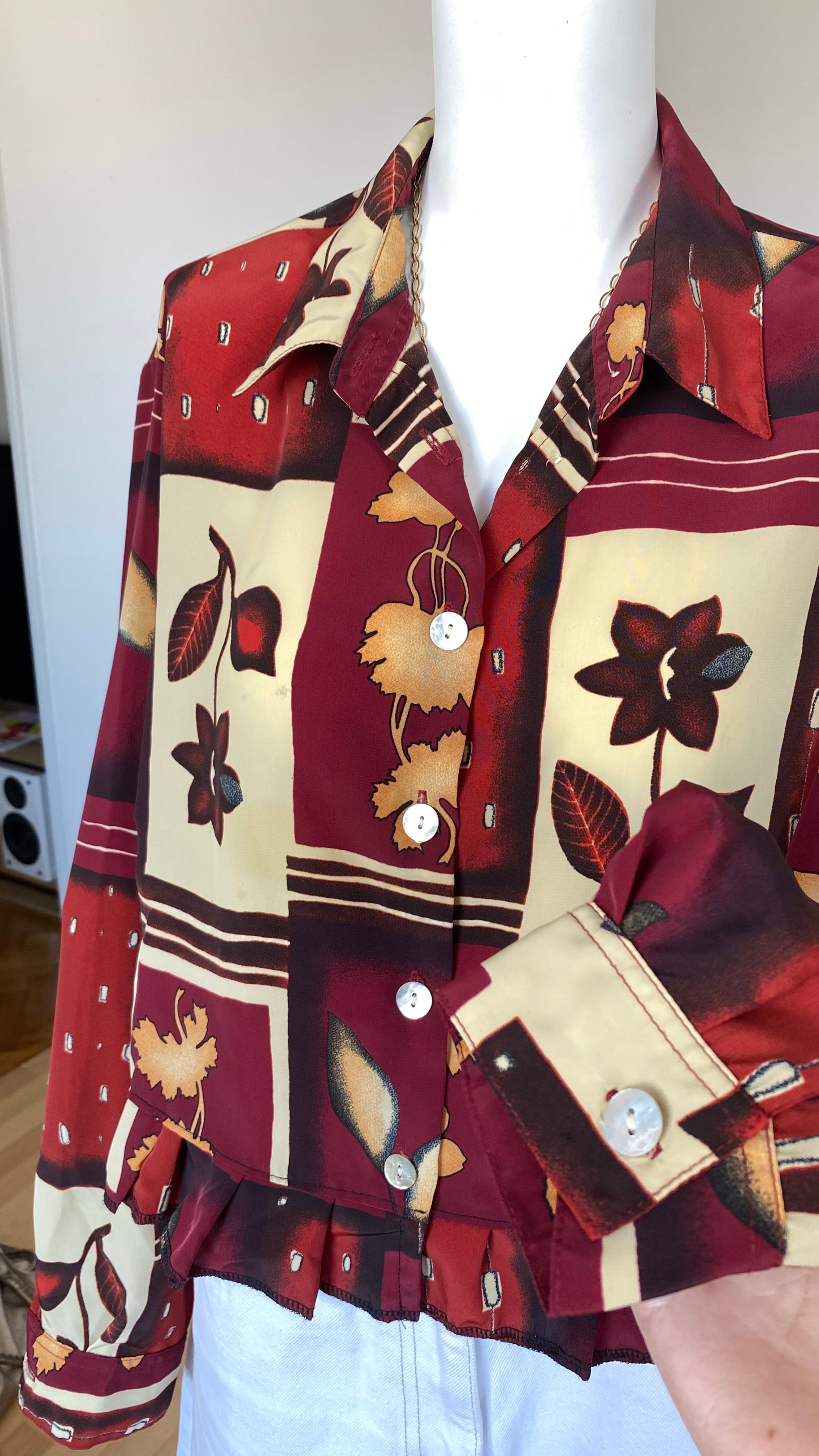 Froufrou • T. 38 à 44 • Chemise courte manches longues motifs rouges et bieges