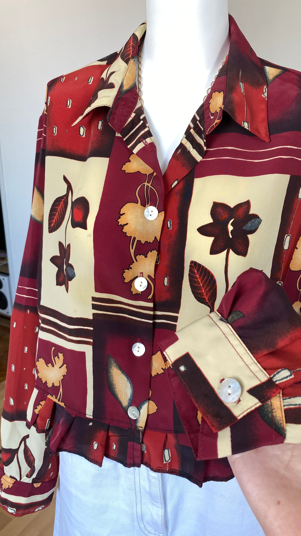 Froufrou • T. 38 à 44 • Chemise courte manches longues motifs rouges et bieges