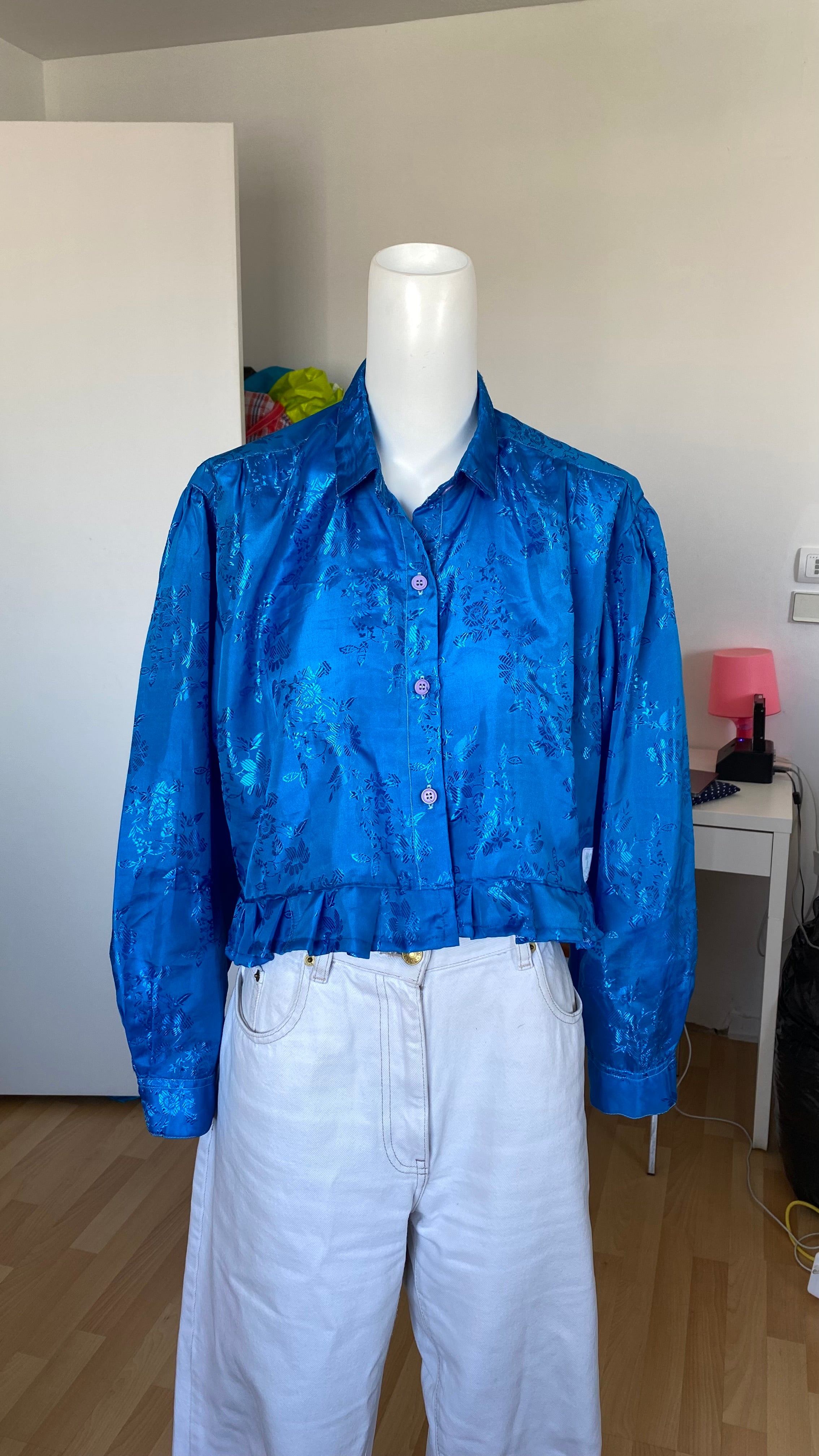 Froufrou • T. 36 à 42 • Chemise courte manches longues bleue irisée