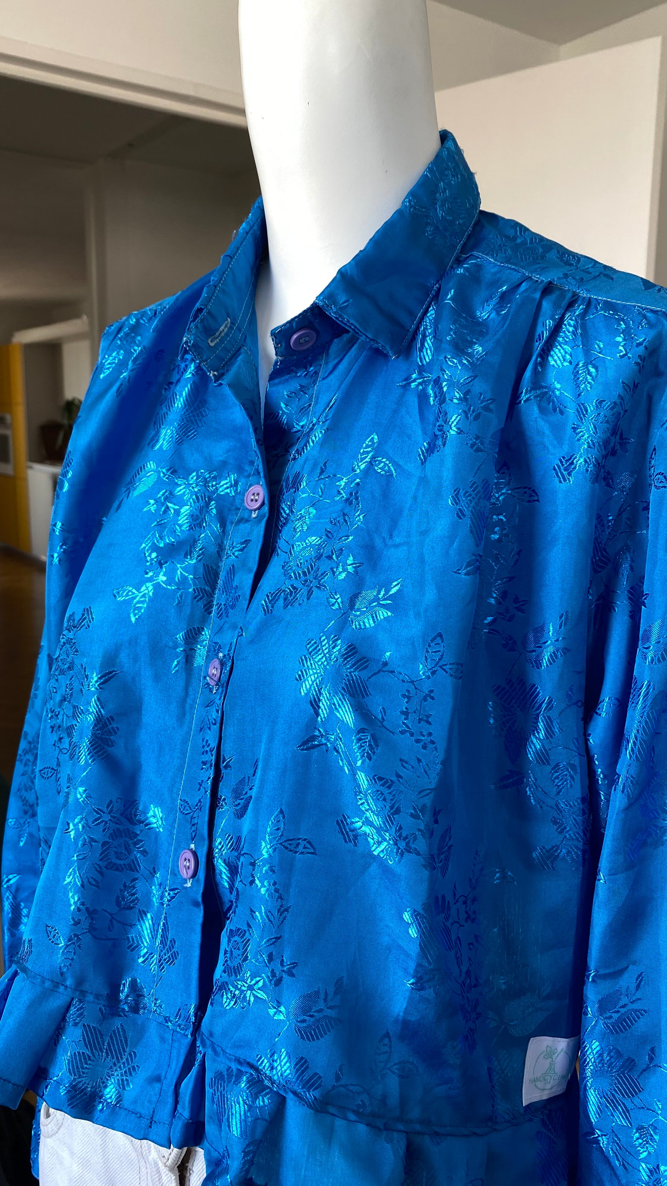Froufrou • T. 36 à 42 • Chemise courte manches longues bleue irisée