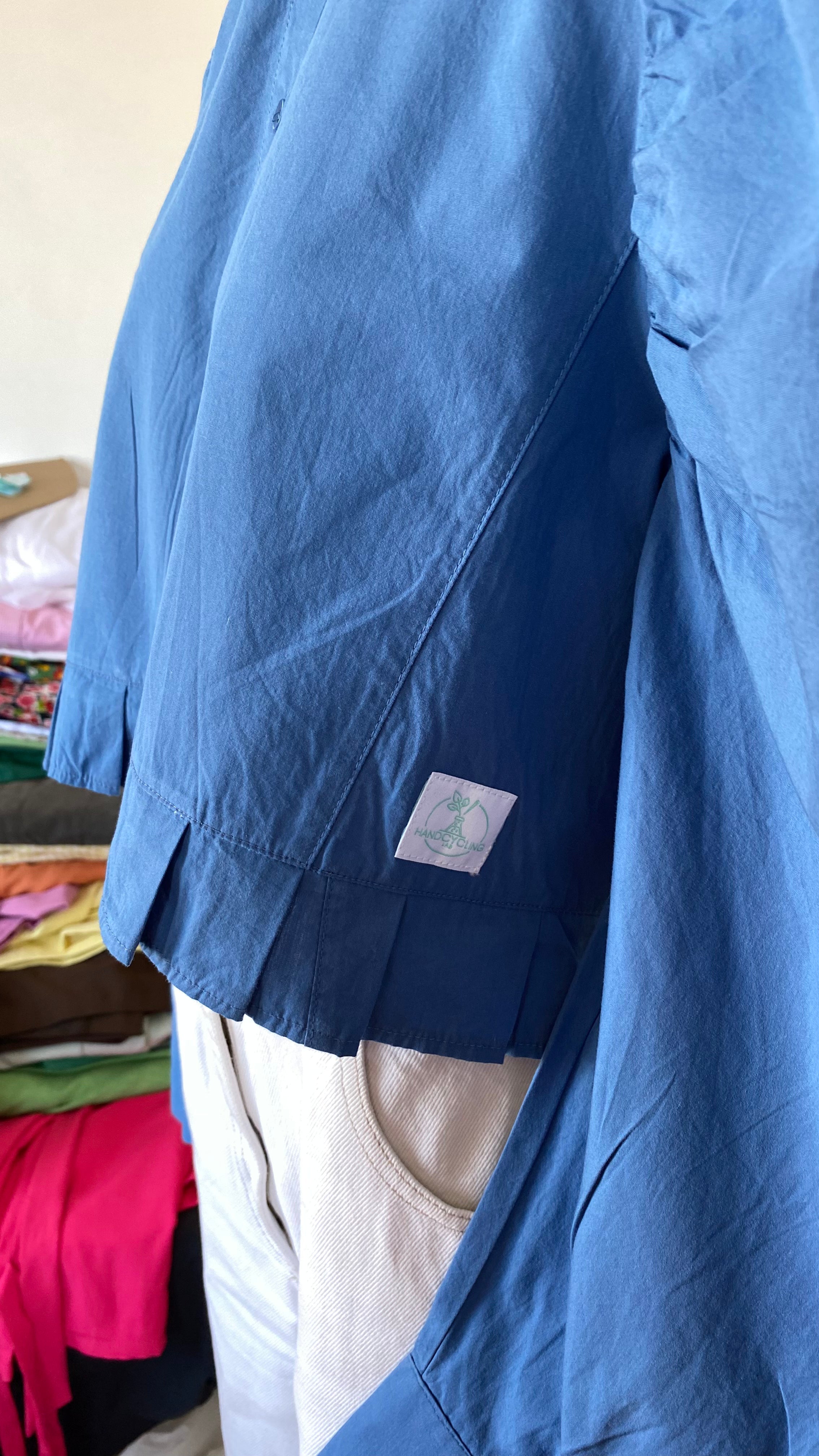 Froufrou • T. 38 à 40 • Chemise courte manches ballon longues bleue