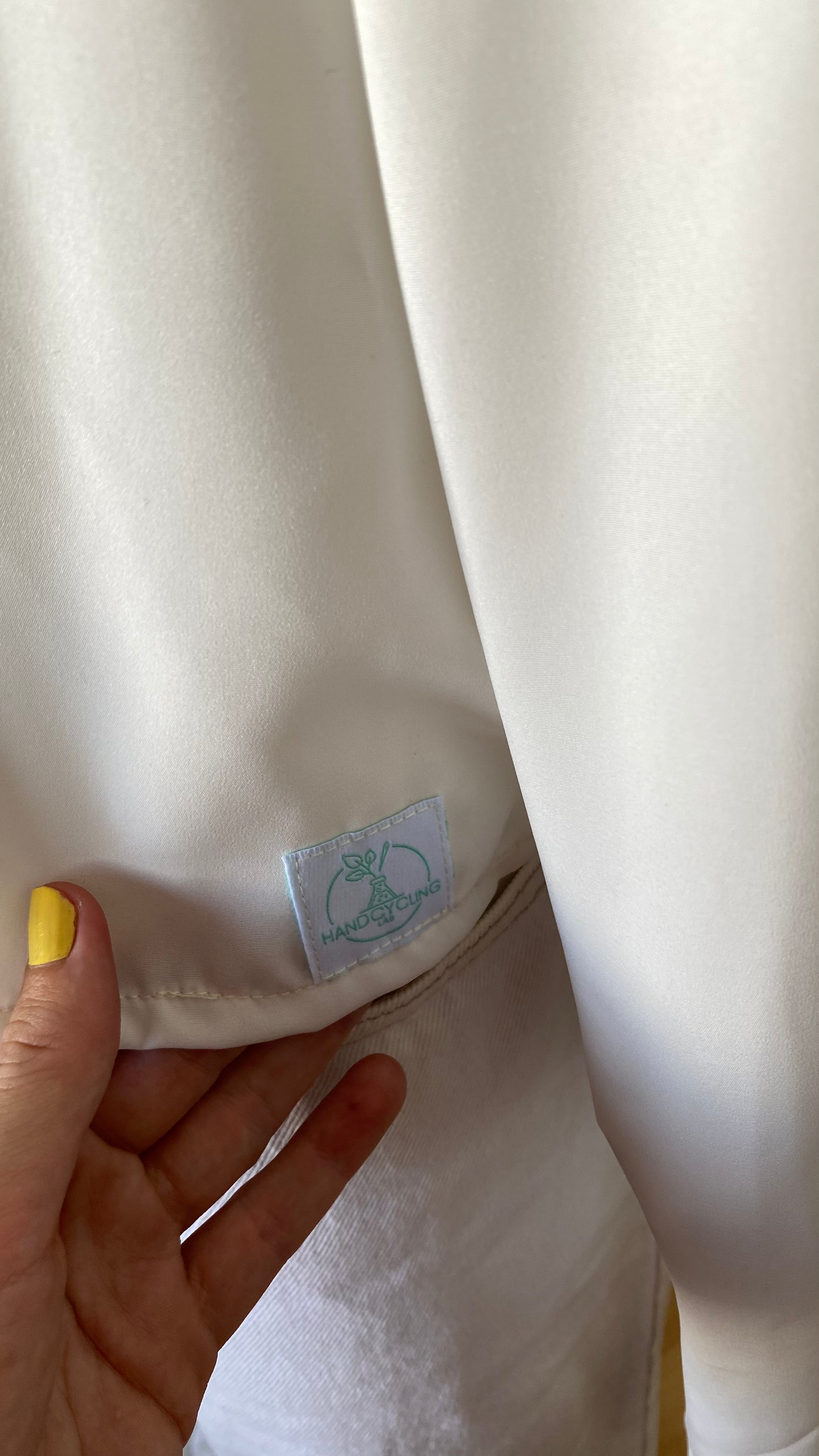 Chemise cropped • T. 38 à 44 • Chemise courte manches longues blanche plissée
