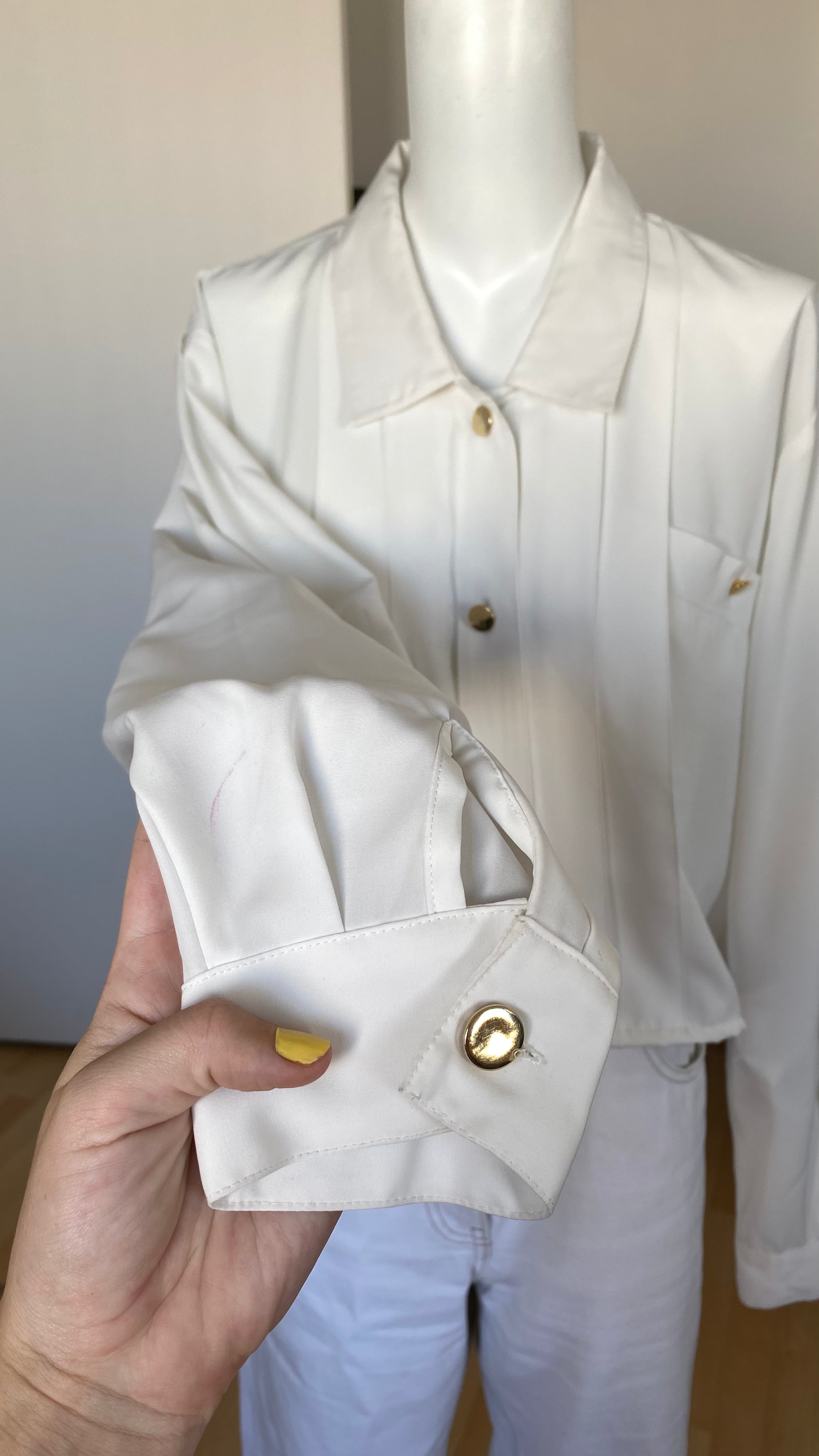 Chemise cropped • T. 38 à 44 • Chemise courte manches longues blanche plissée