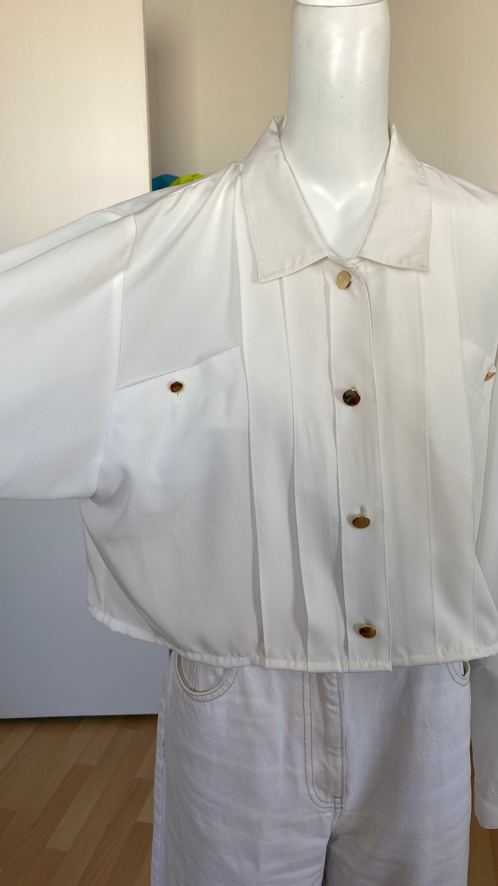 Chemise cropped • T. 38 à 44 • Chemise courte manches longues blanche plissée