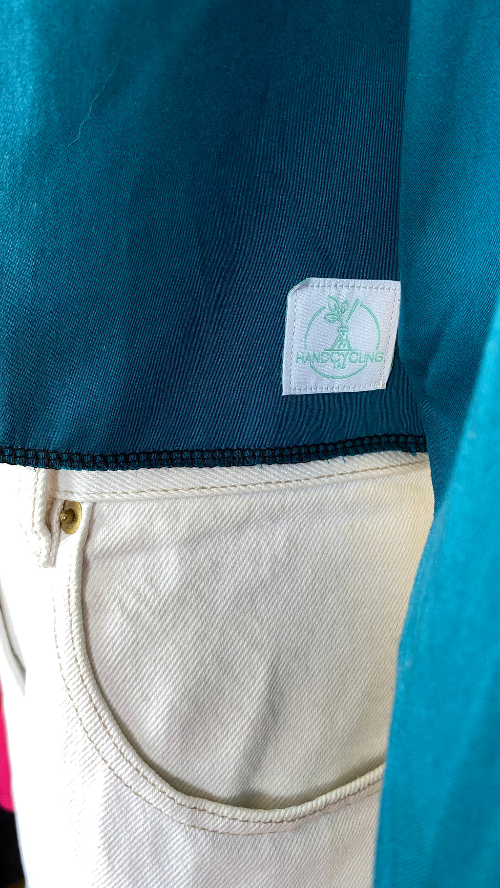 Sweaties • T. 34  à 36 • Chemise upcyclée grand col bleu canard