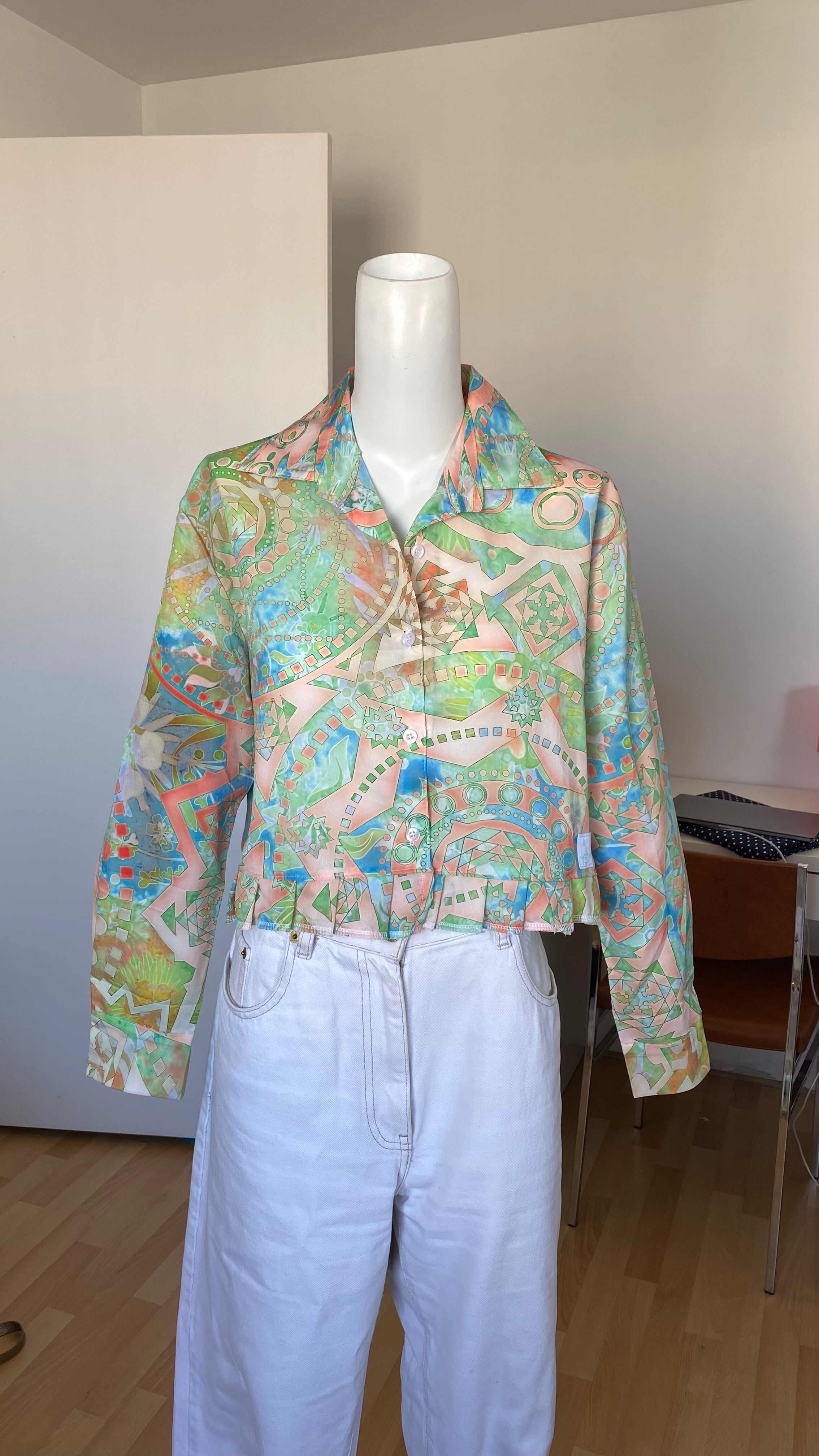 Froufrou • T. 34 à 38 • Chemise courte manches longues motifs physché pastel