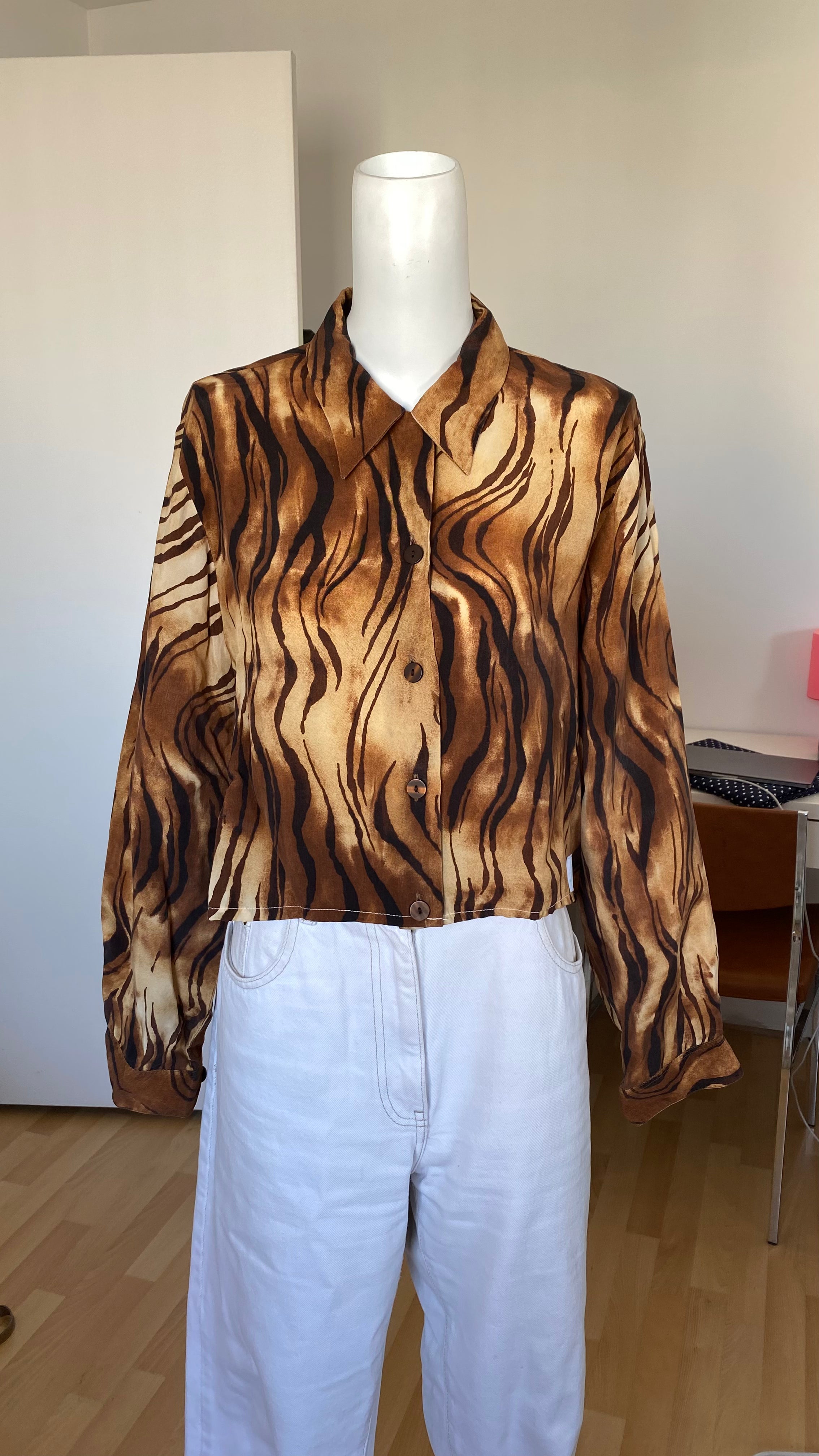 Cropped • T. 36  à 38 • Chemise courte manches longues zébré marron
