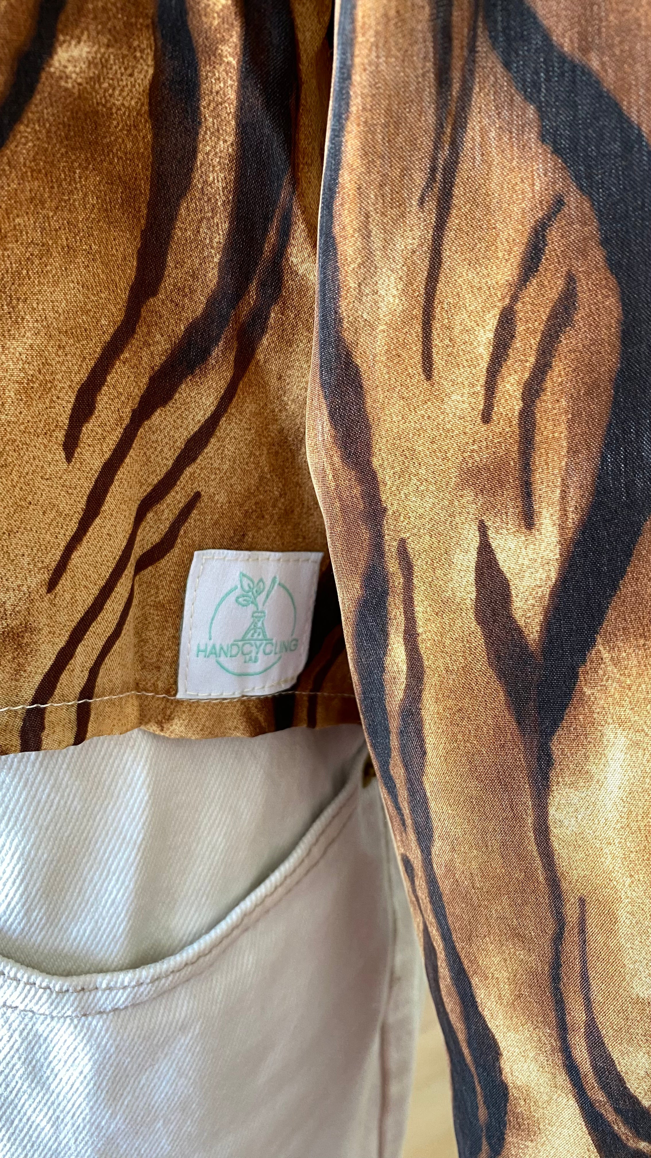 Cropped • T. 36  à 38 • Chemise courte manches longues zébré marron