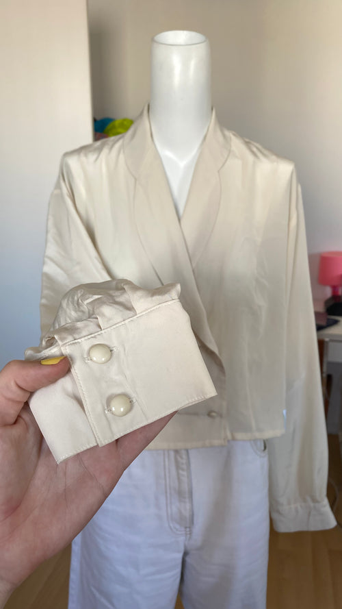 Chemise cropped • T. 36 à 40 • Chemise courte manches longues blanche coupe croisée