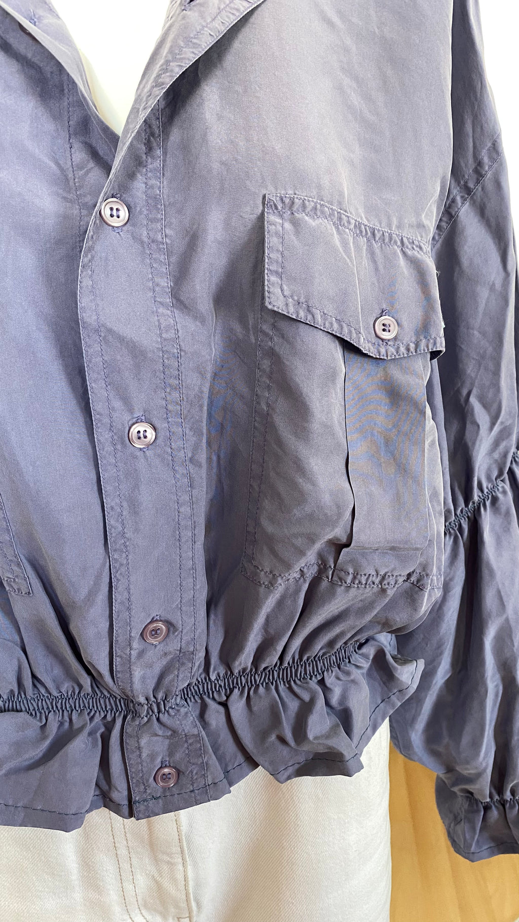 Intemporelle • T. 38 à 42 • Chemise courte manches longues en soie violette