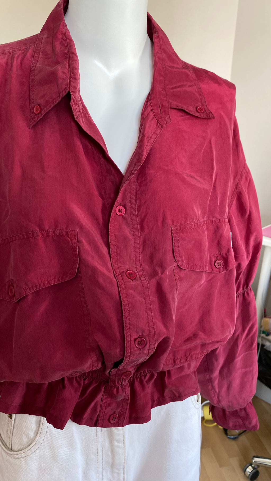 Intemporelle • T. 38 à 42 • Chemise courte manches longues bordeaux en soie