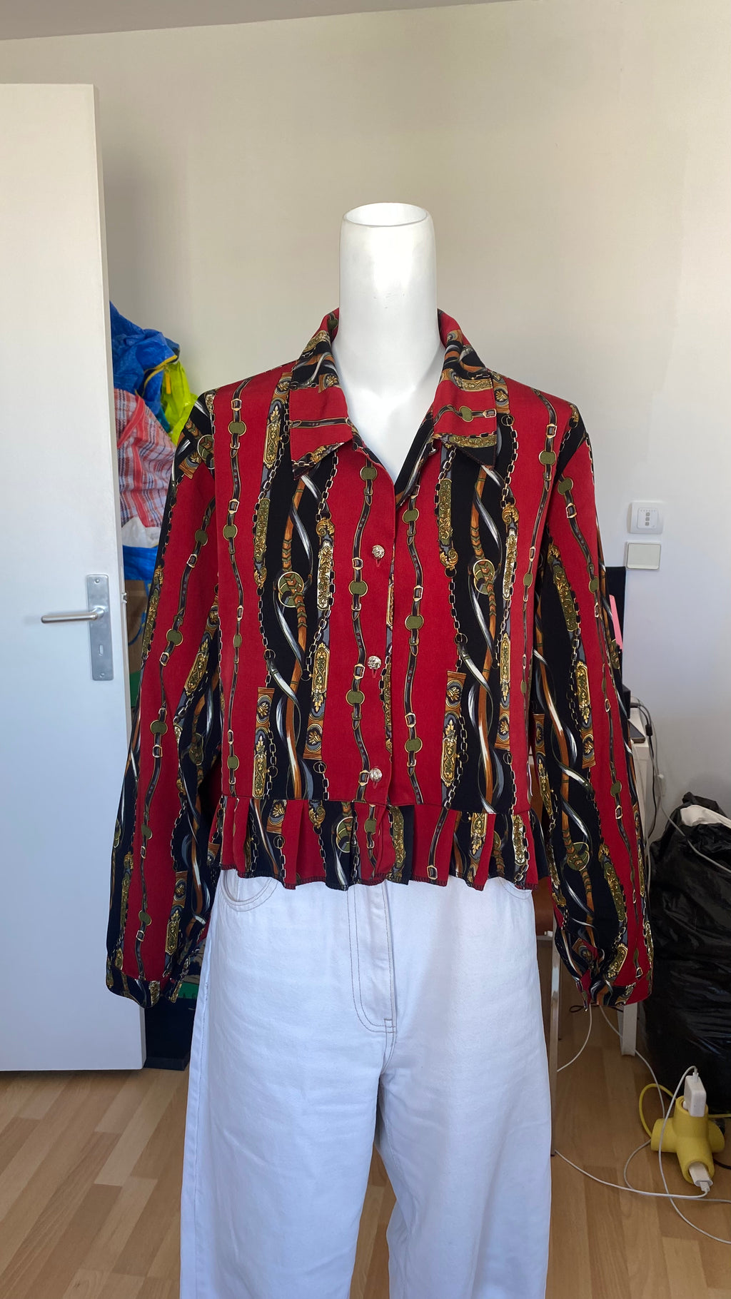 Froufrou • T. 36 à 40 • Chemise crop top rouge motif foulard équestre
