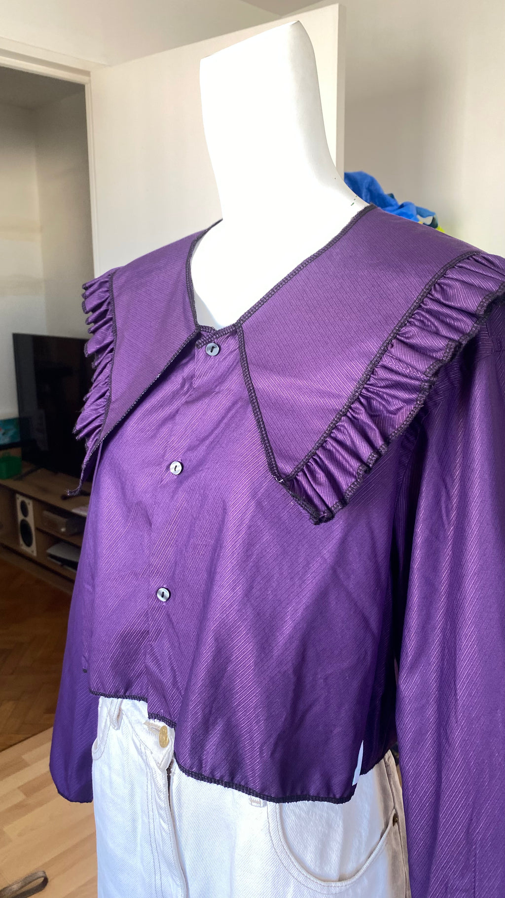 Sweaties • T.36 à 40 • Chemise upcyclée grand col rayures violettes foncées