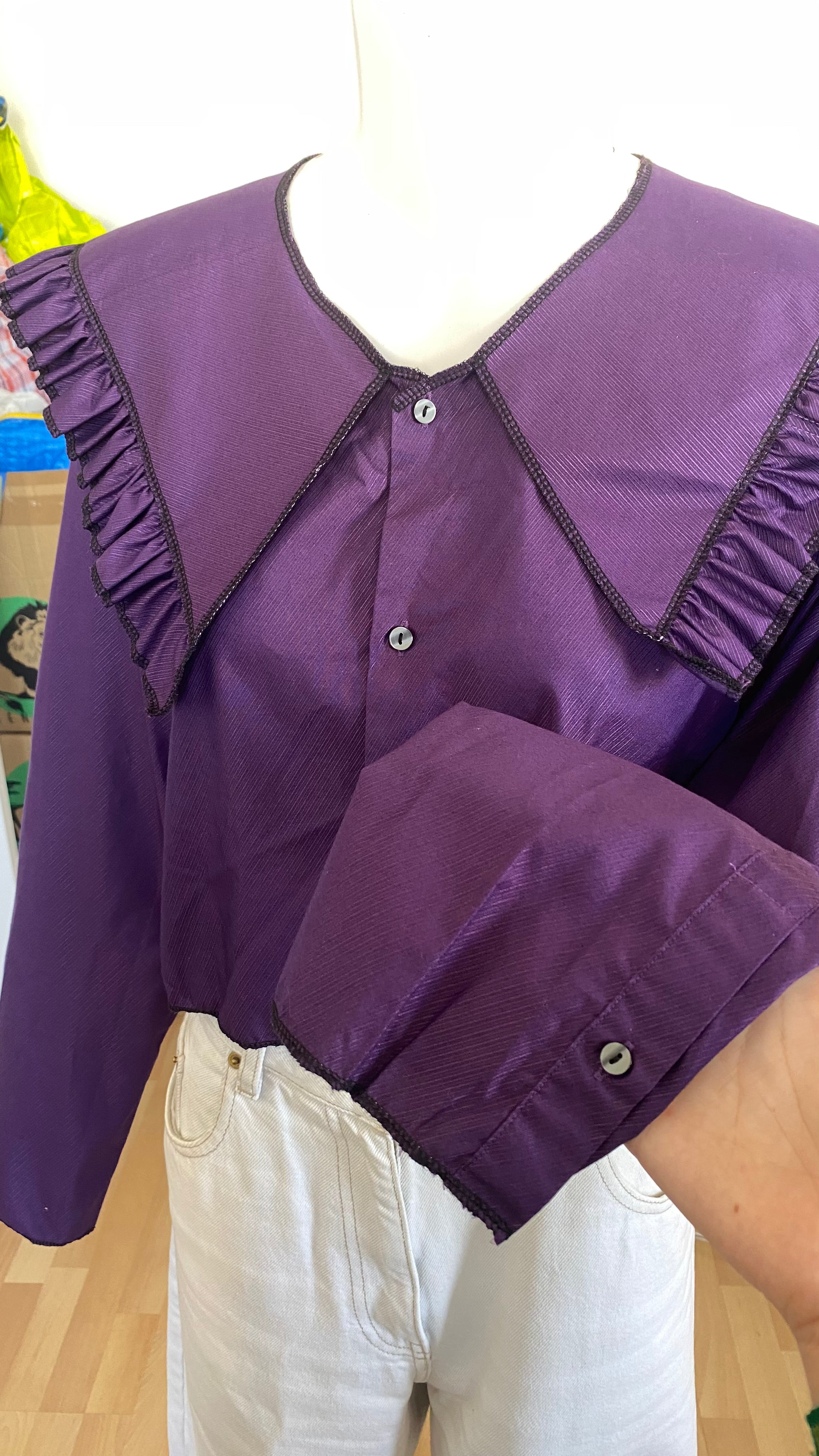 Sweaties • T.36 à 40 • Chemise upcyclée grand col rayures violettes foncées