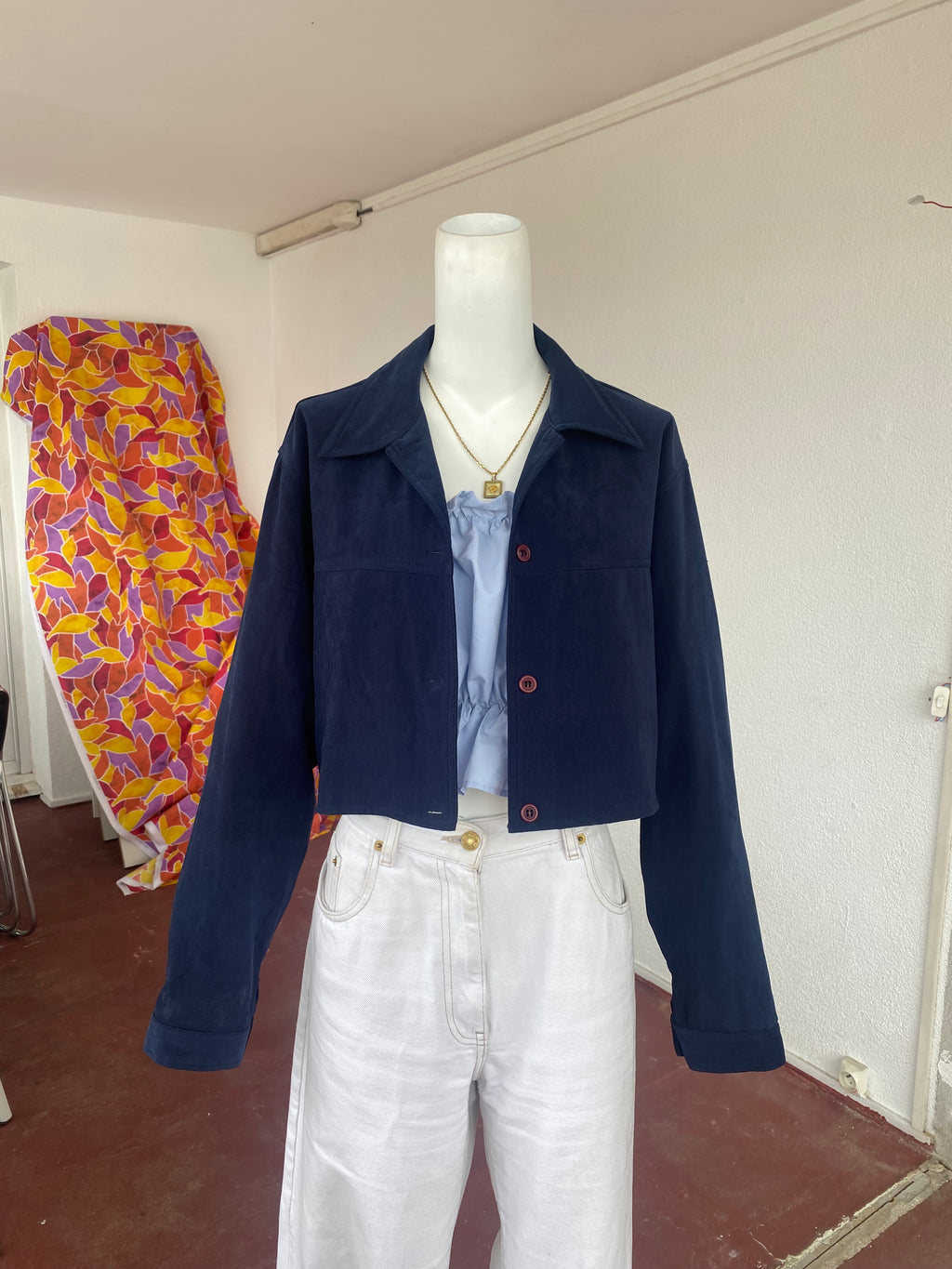 Cropped Jacket • T. 36 à 42 • Surchemise veste courte bleu foncé