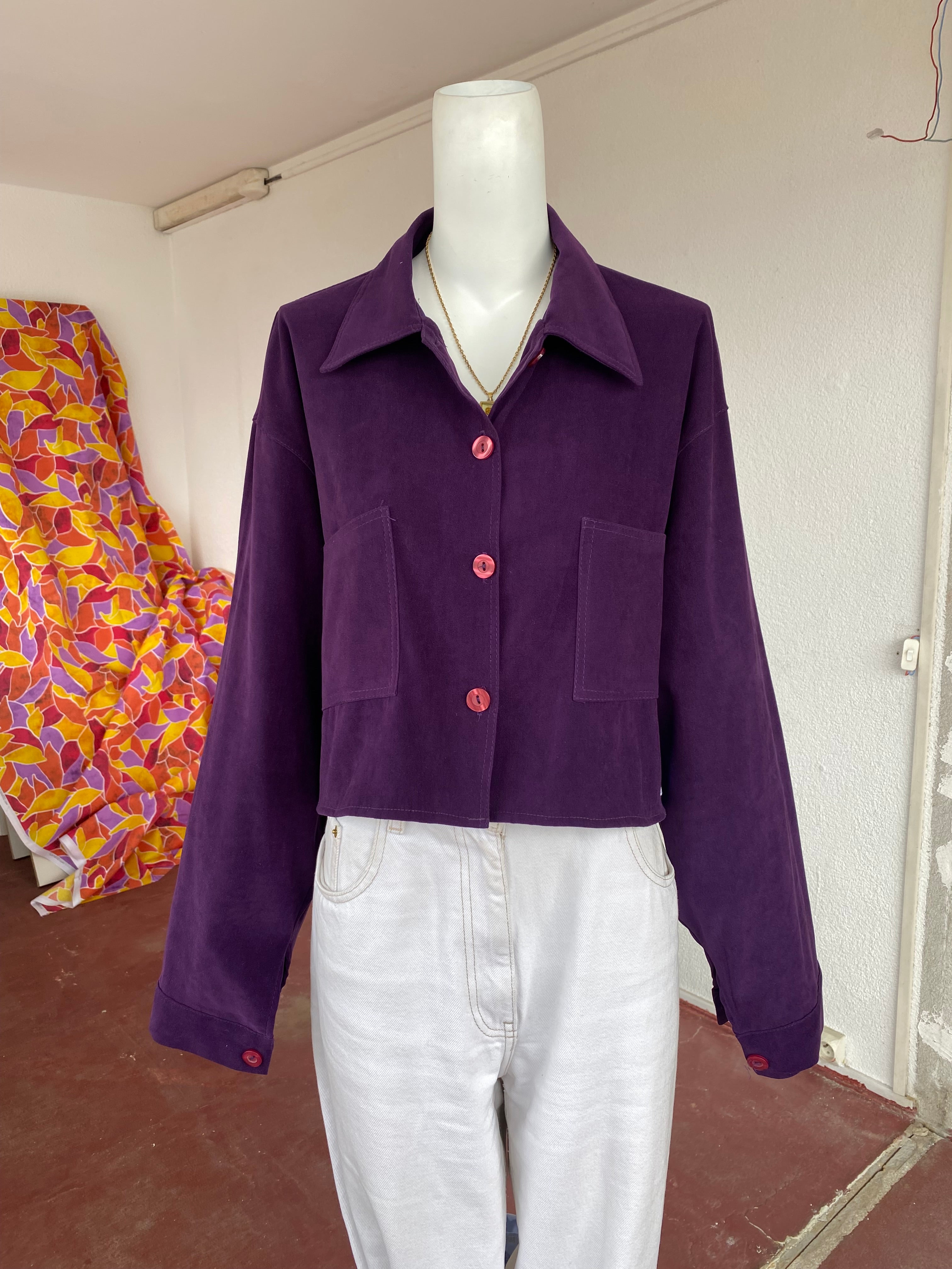 Cropped Jacket • T. 38 à 46 • Surchemise veste courte violette foncée