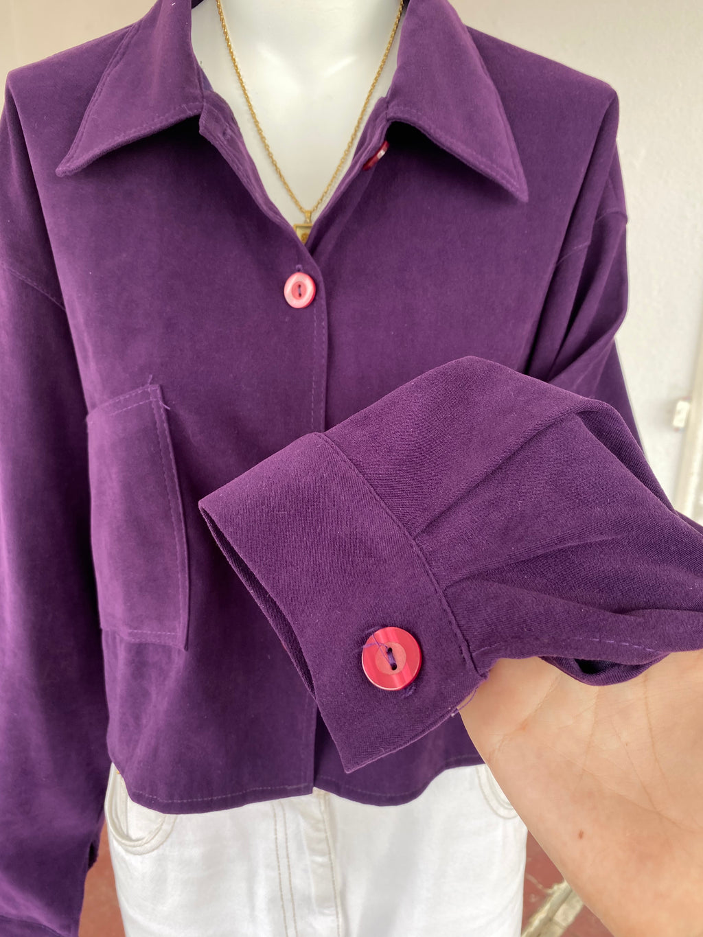 Cropped Jacket • T. 38 à 46 • Surchemise veste courte violette foncée