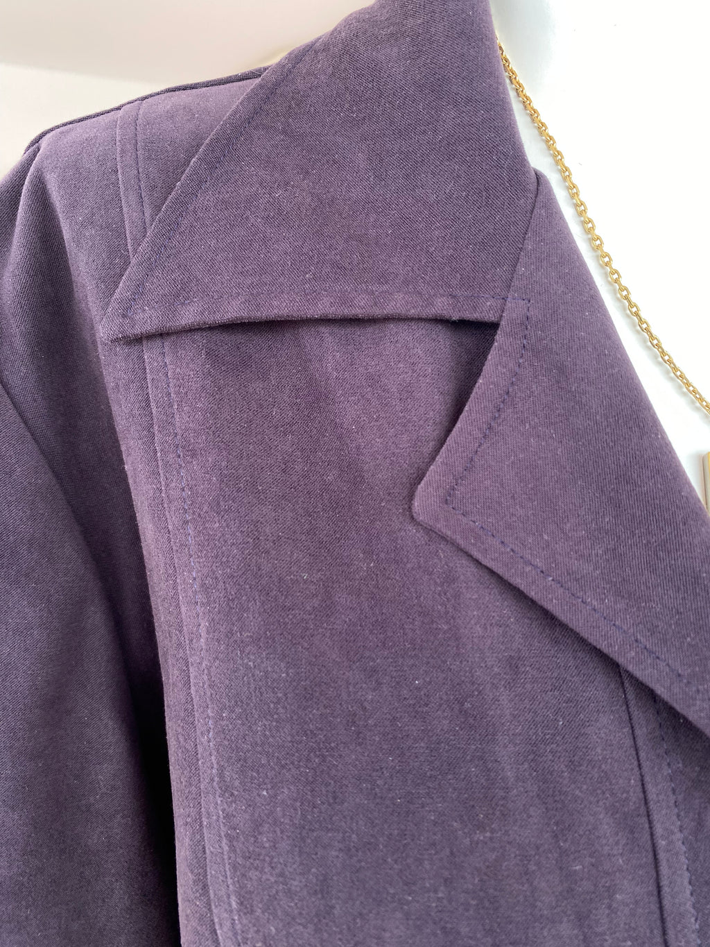 Cropped Jacket • T. 34 à 38 • Surchemise veste courte violet/prune