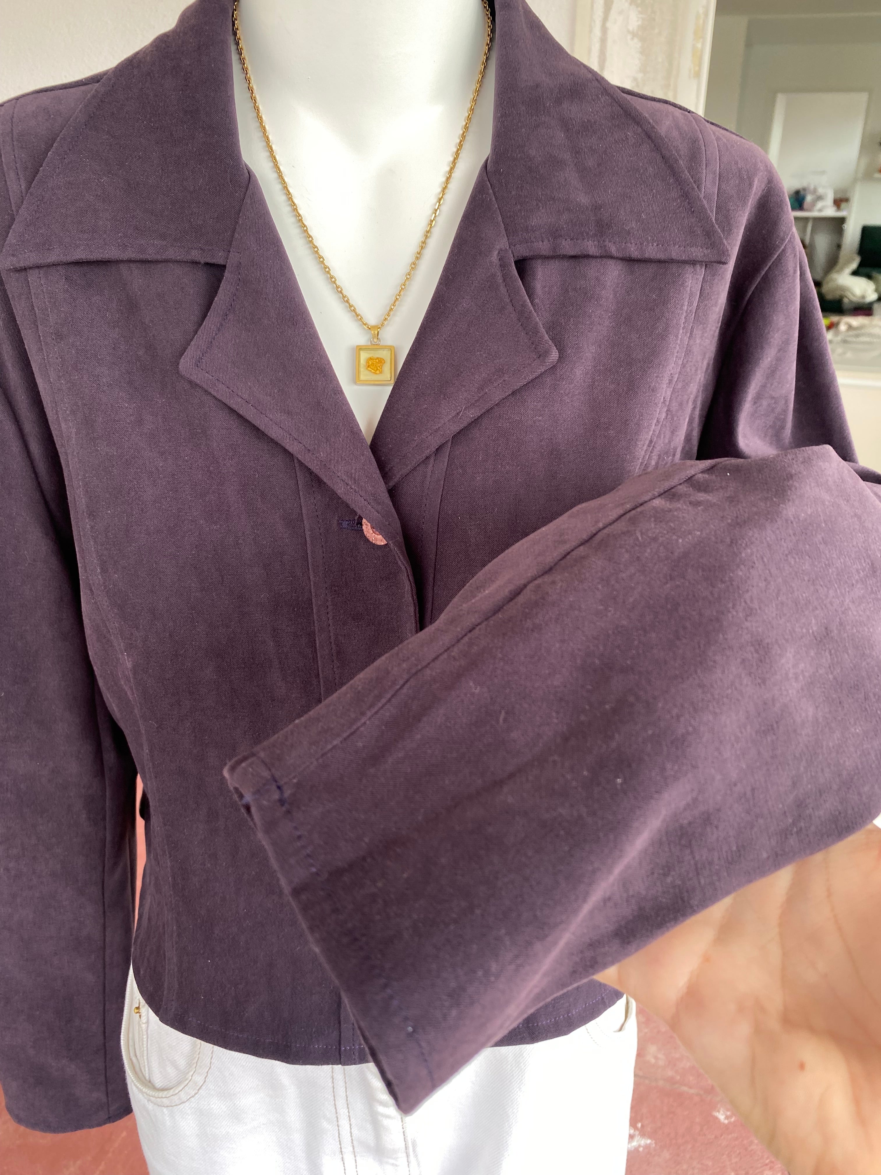 Cropped Jacket • T. 34 à 38 • Surchemise veste courte violet/prune