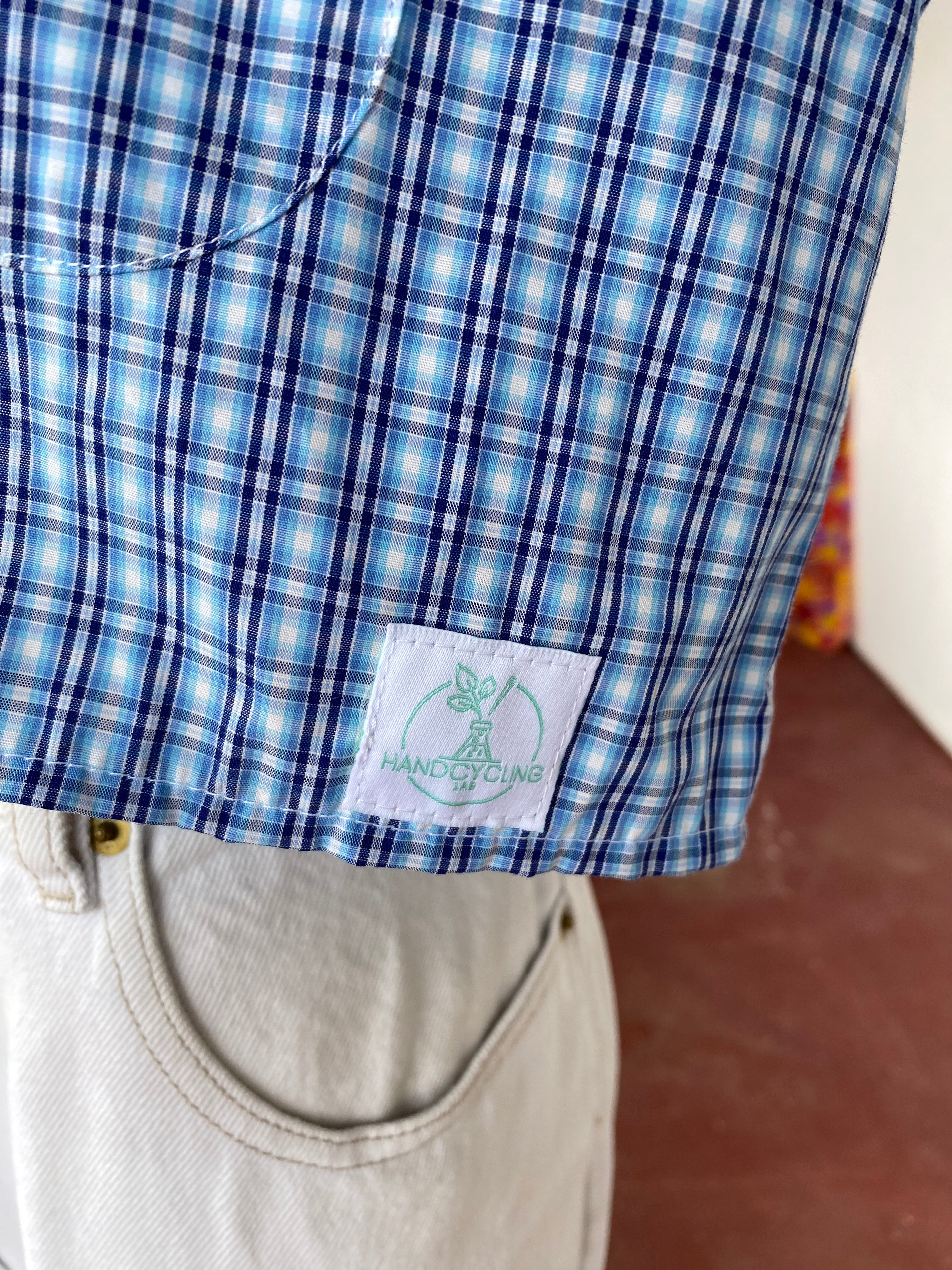 Sweaties • T.36 à 40 • Chemise upcyclée grand col rond motifs carreaux bleu