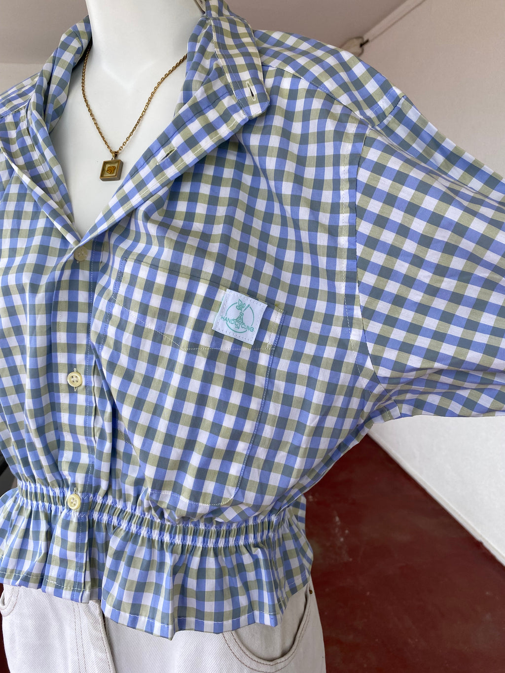 Intemporelle • T. 36 à 40 • Chemise crop top bouffante upcyclée carreaux bleu vert