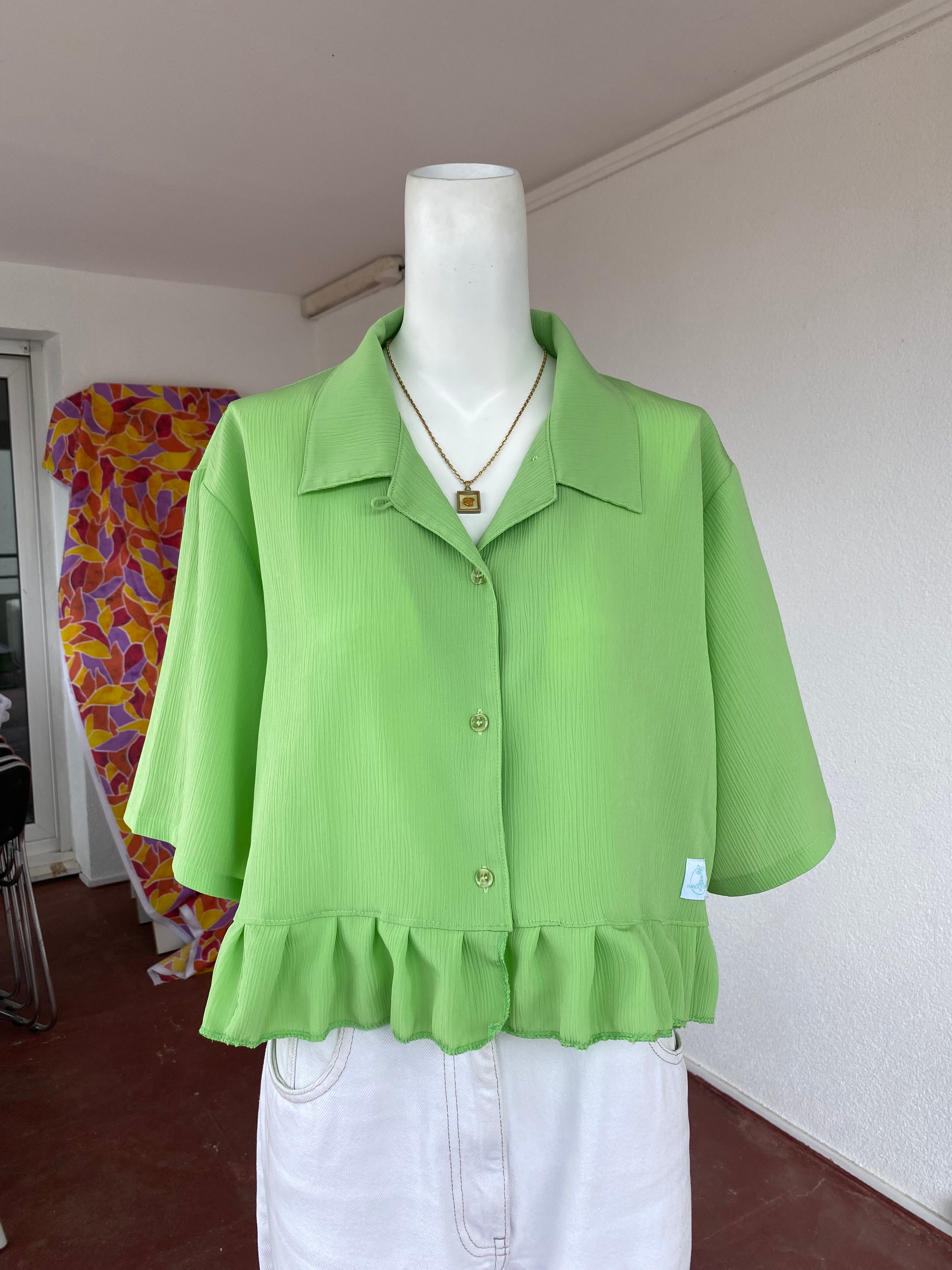 .Froufrou • T. 38 à 48 • Chemise crop top vert pomme