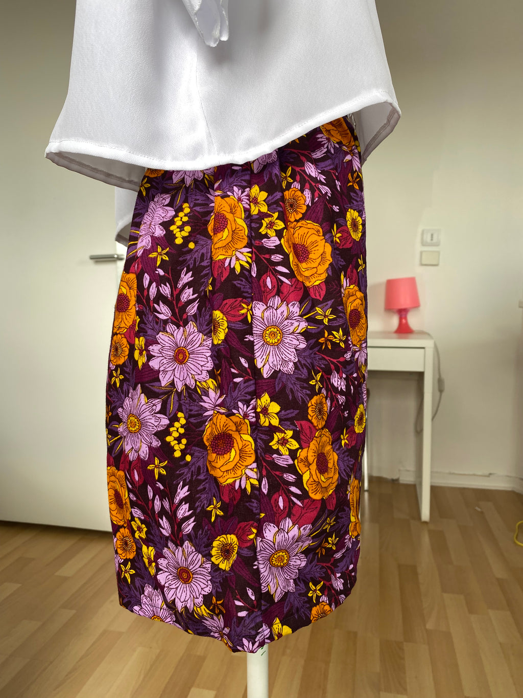 Short • Taille XS/S • Short violet motifs fleurs orange lila