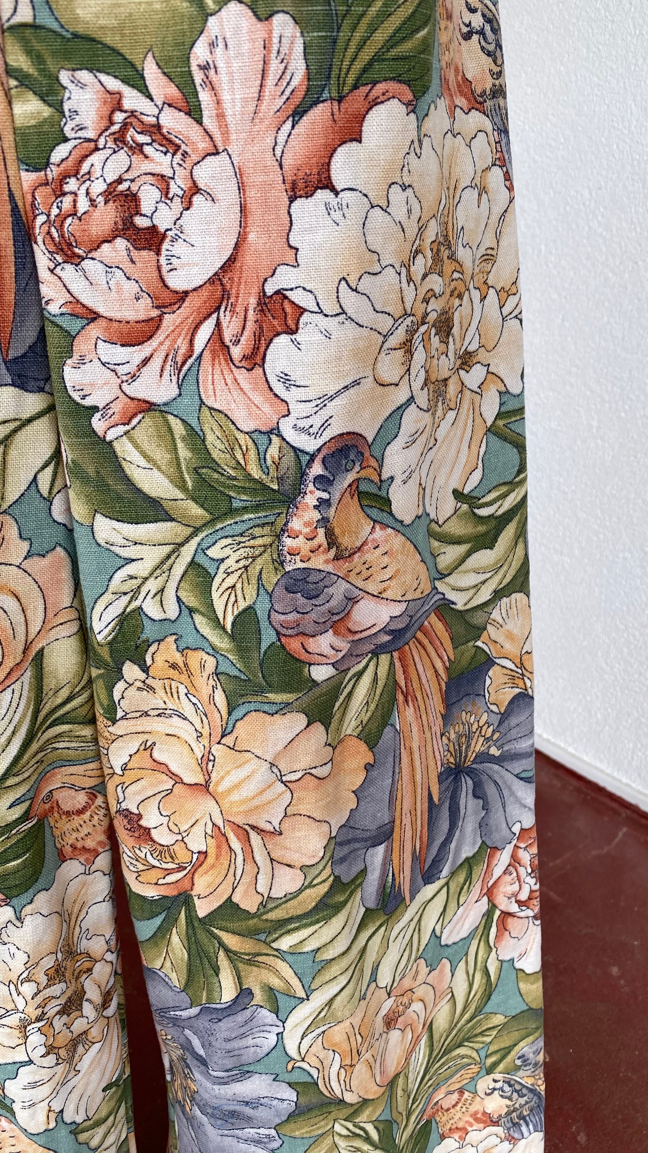 Pants • Taille M • Pantalon upcyclé à motifs floraux et oiseaux