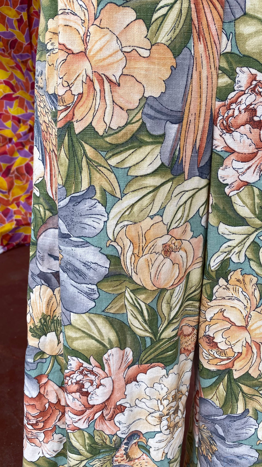 Pants • Taille M • Pantalon upcyclé à motifs floraux et oiseaux