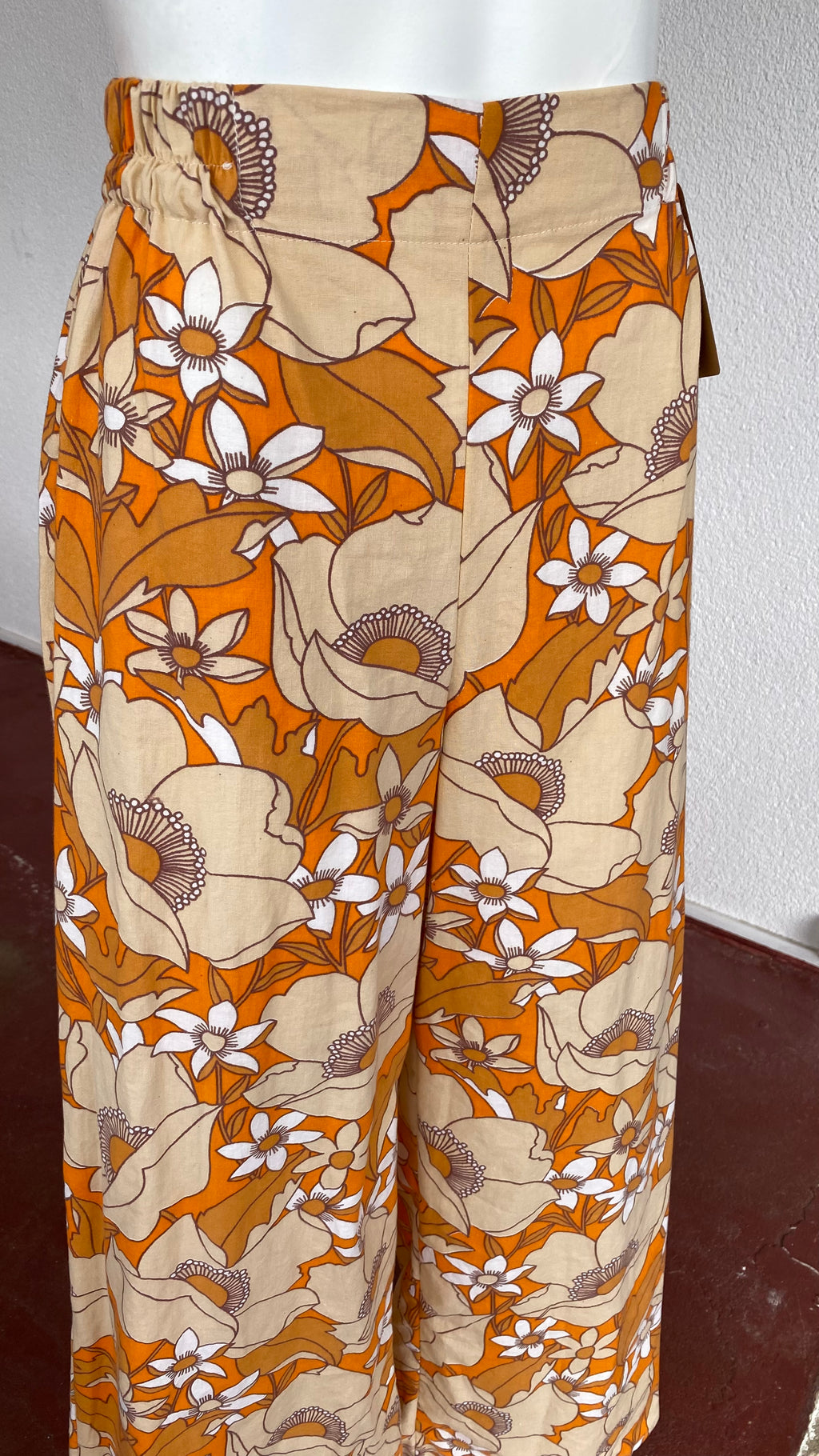 Pants • Taille XS/S • Pantalon upcyclé 70s floraux orange beige