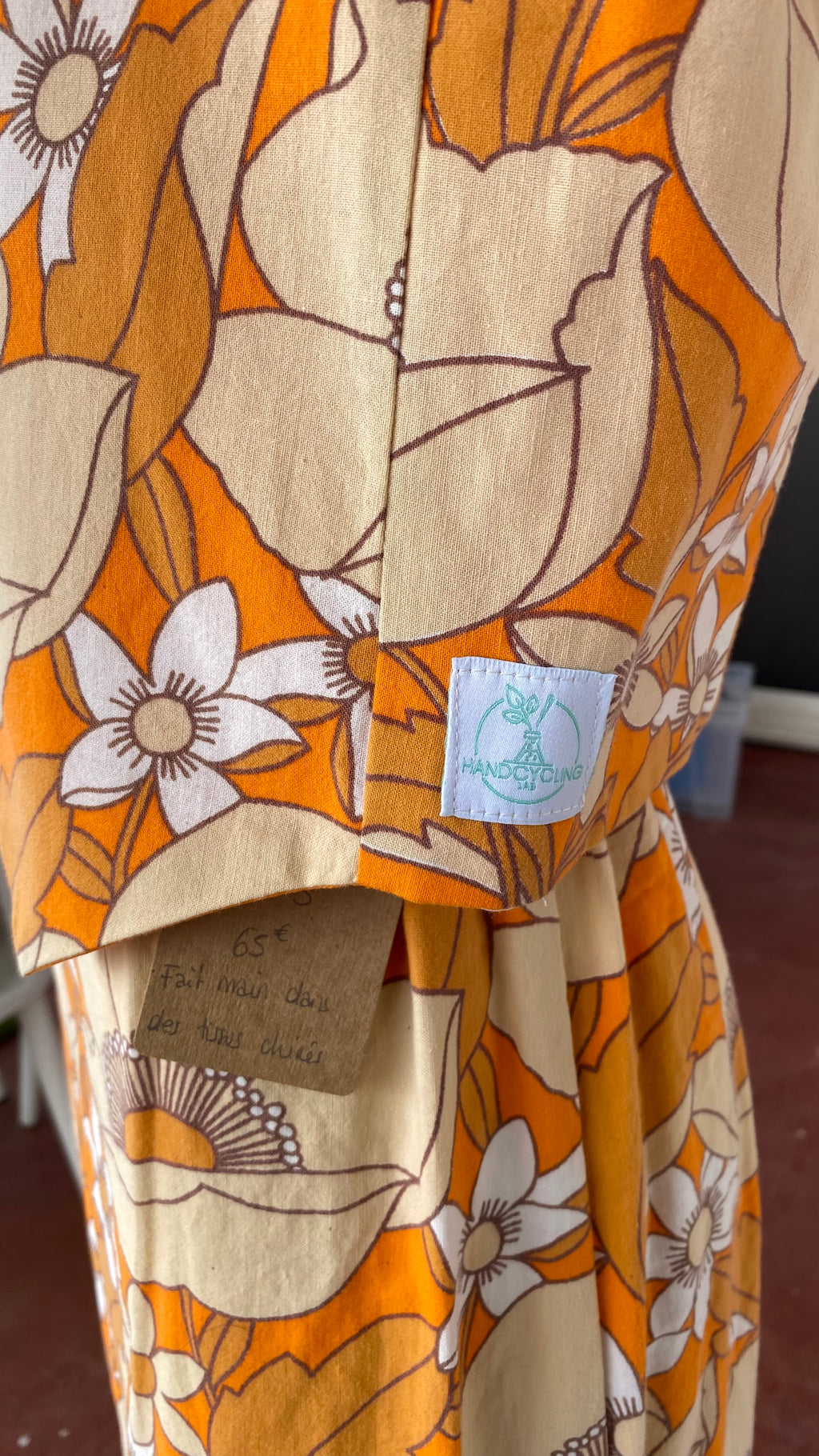 Veston • Taille unique • Veston upcyclé  70s floraux orange beige