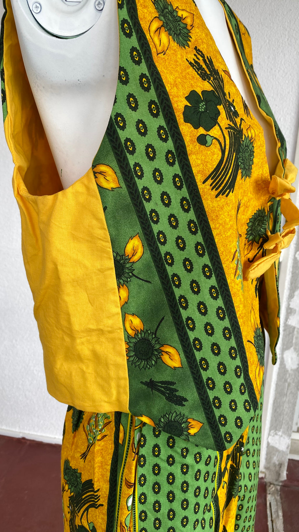 Veston • Taille unique • Veston upcyclé provençal jaune et vert