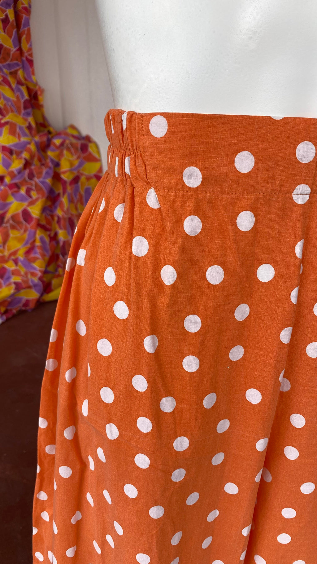 .Pants • TXS/S et T.L • Pantalon upcyclé orange à pois
