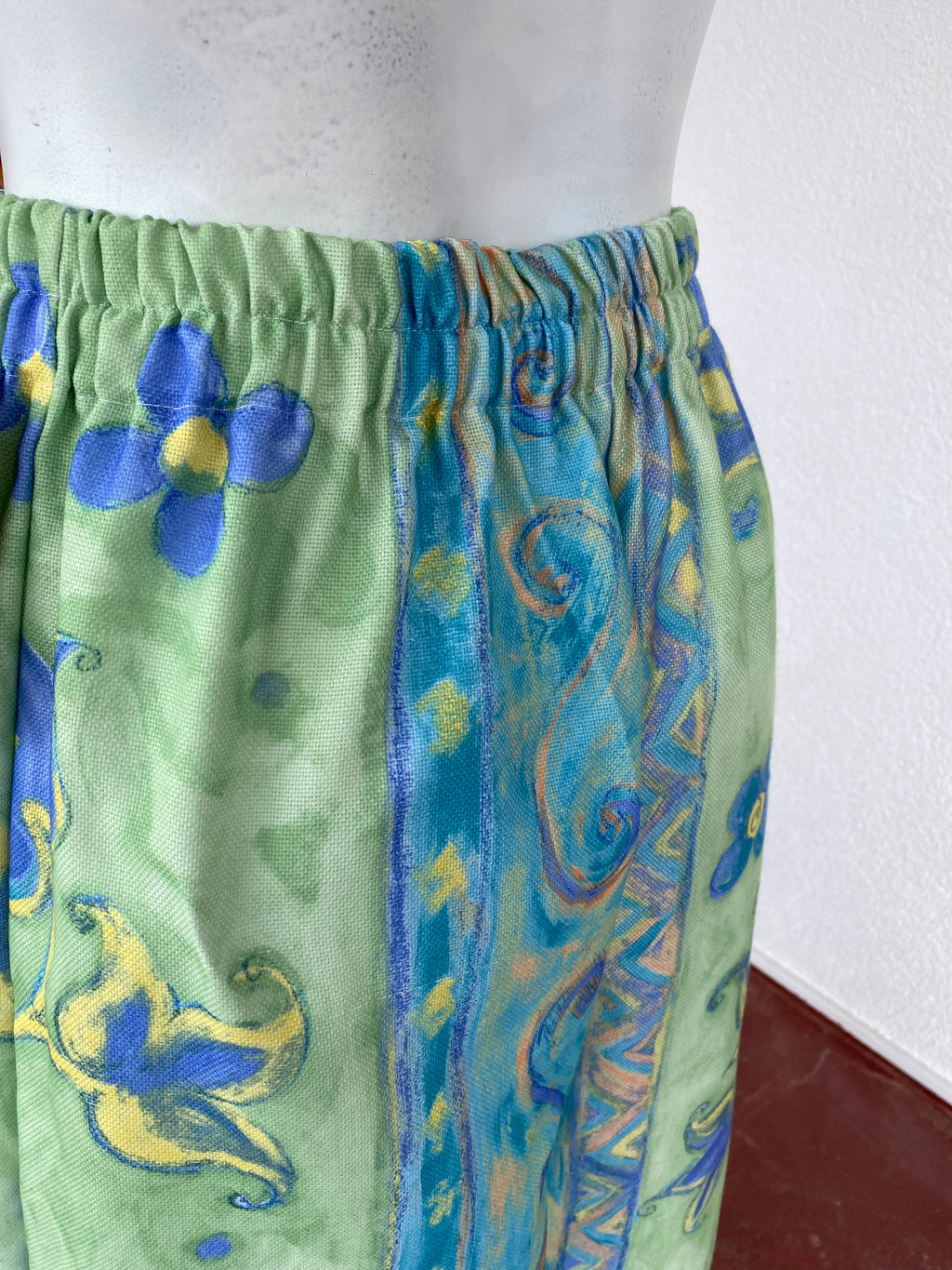 Pants • T.XS/S et L • Pantalon upcyclé à motifs couleurs claires