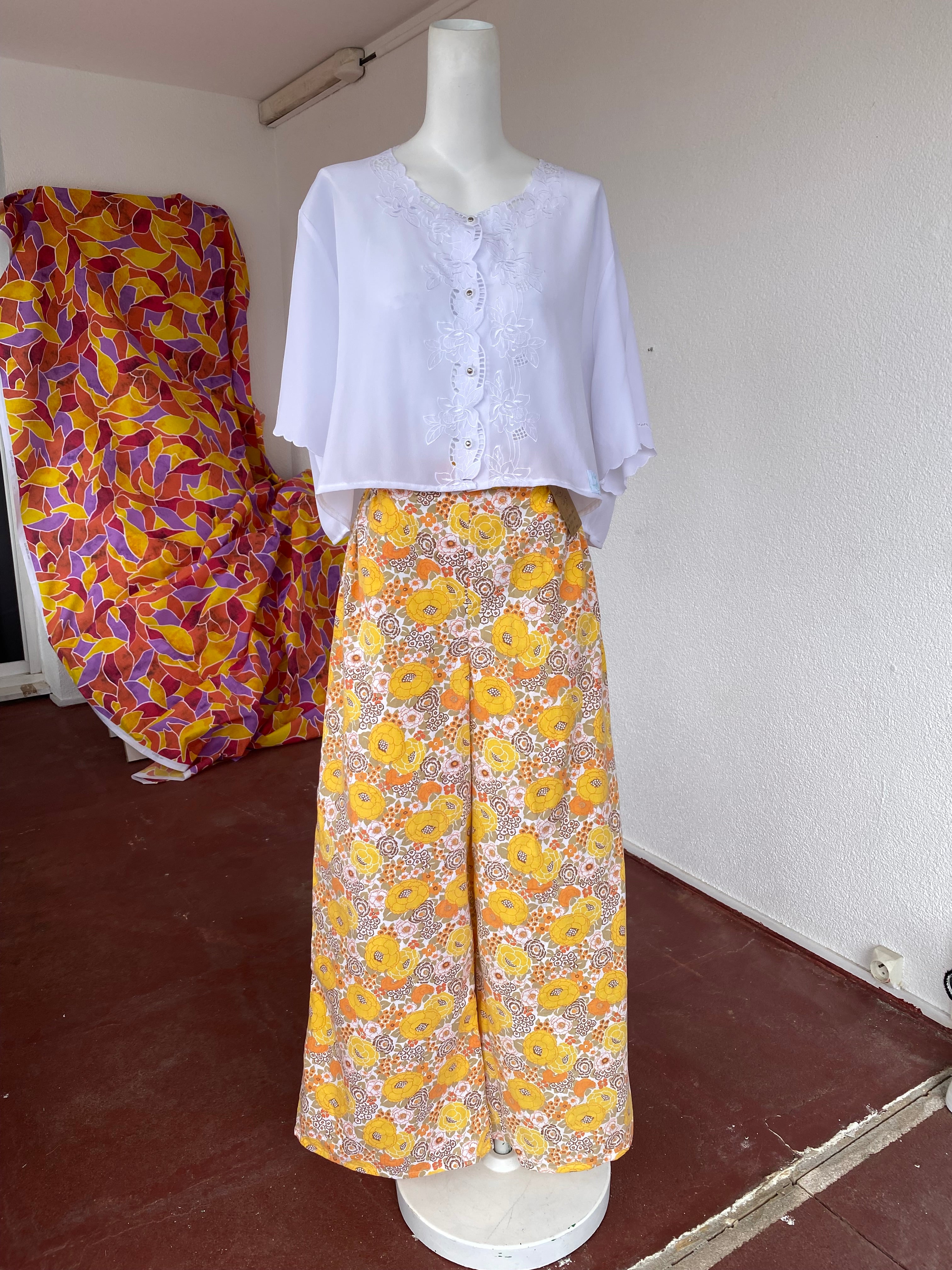 Pants • Taille XS/S • Pantalon upcyclé 70s liberty tons orange jaune