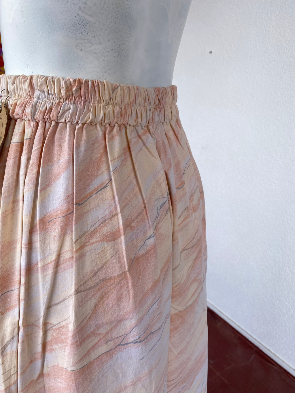 Pants • Taille XS/S • Pantalon upcyclé motif marbre tons rose pâle beige