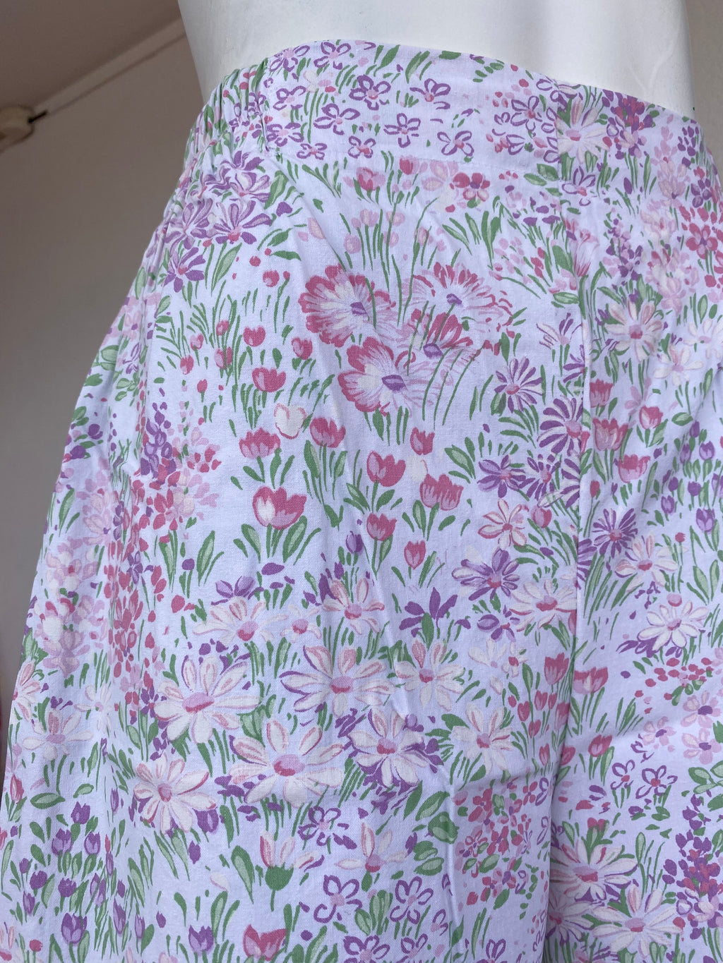 Pants • Taille XS/S • Pantalon upcyclé liberty rose lila vert