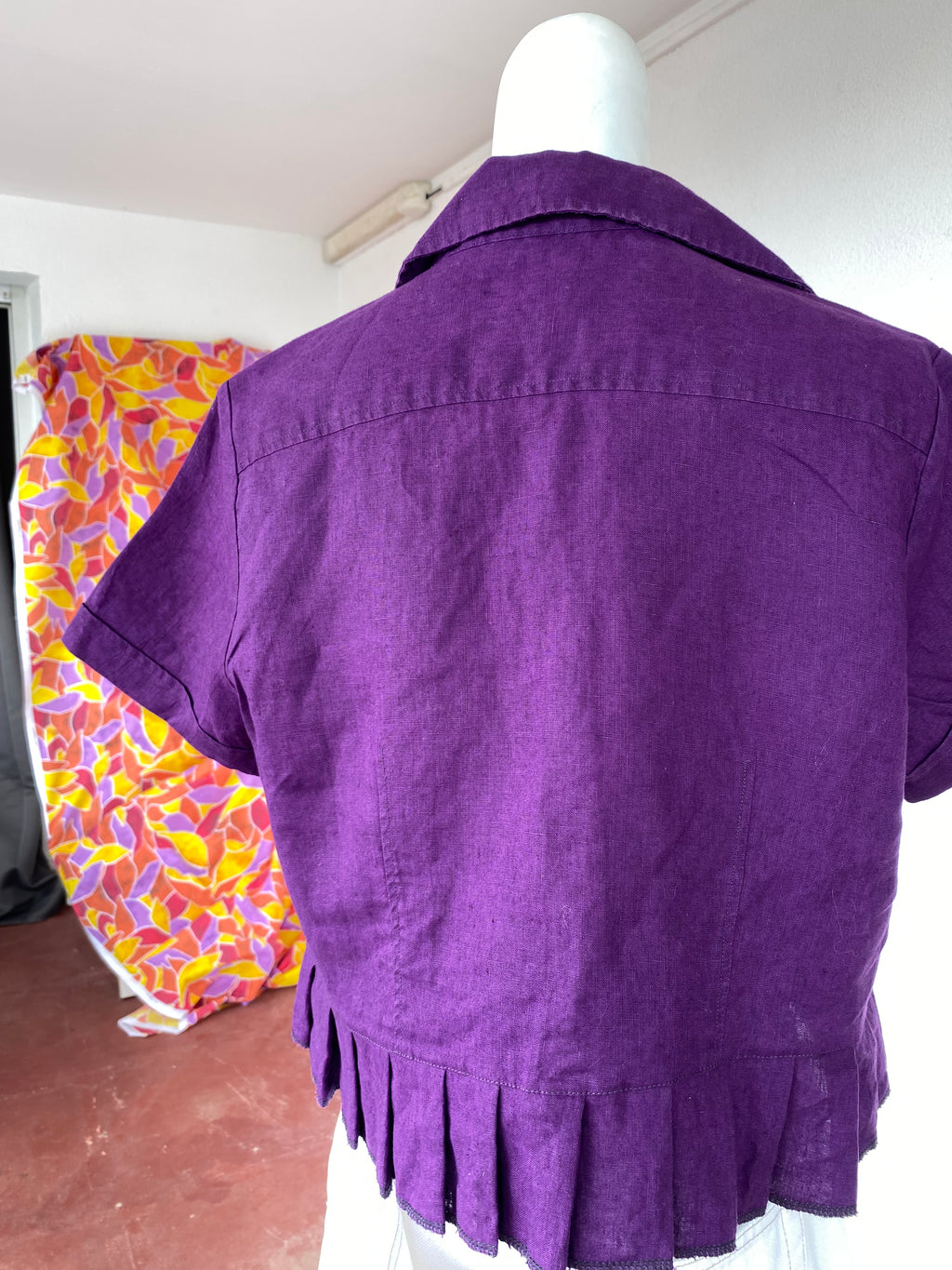 Froufrou • T. 34 à 38 • Chemise crop top en lin violette