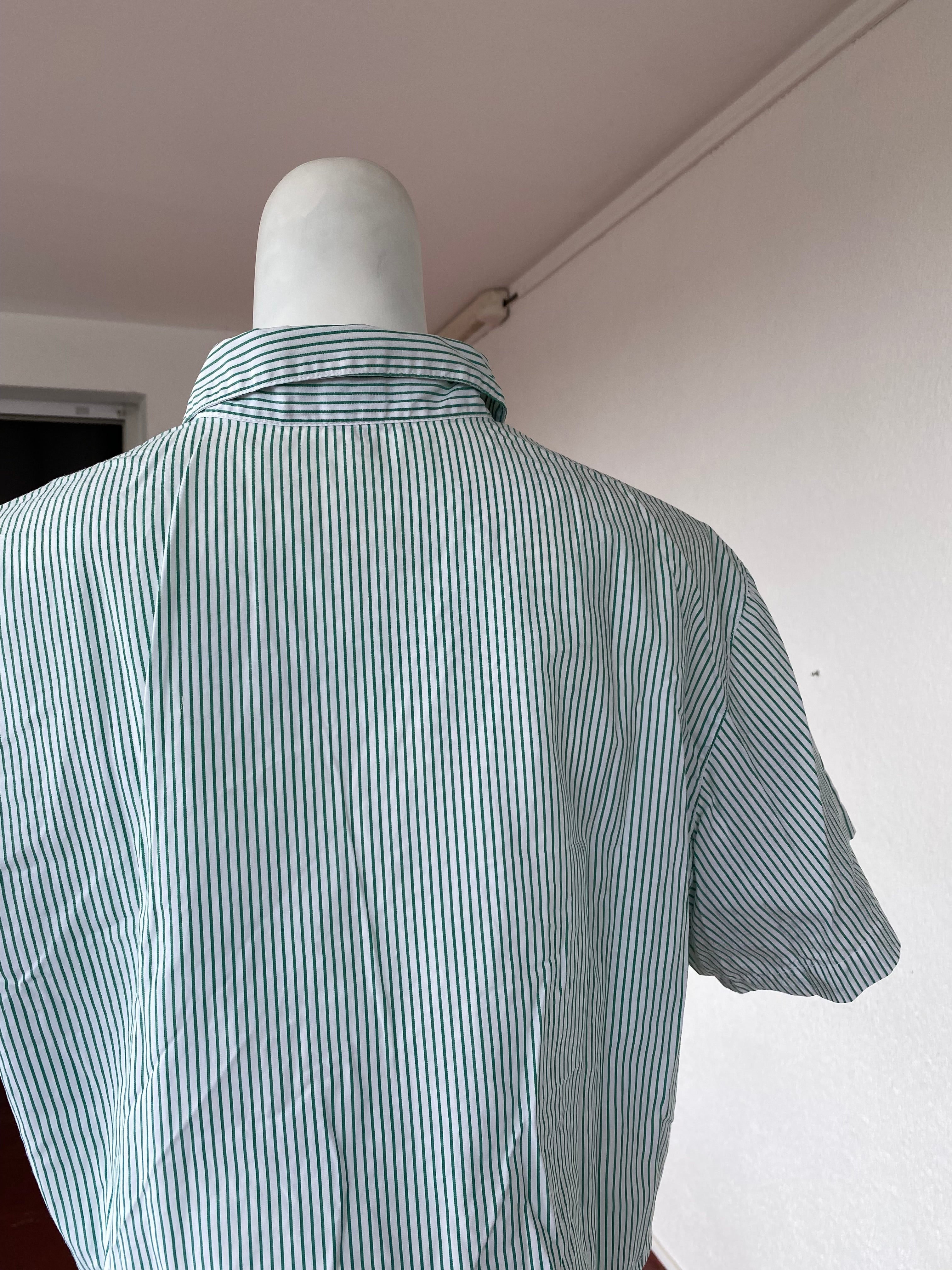 Cropped • T. 36 à 42 • Chemise crop top rayées vert et blanc