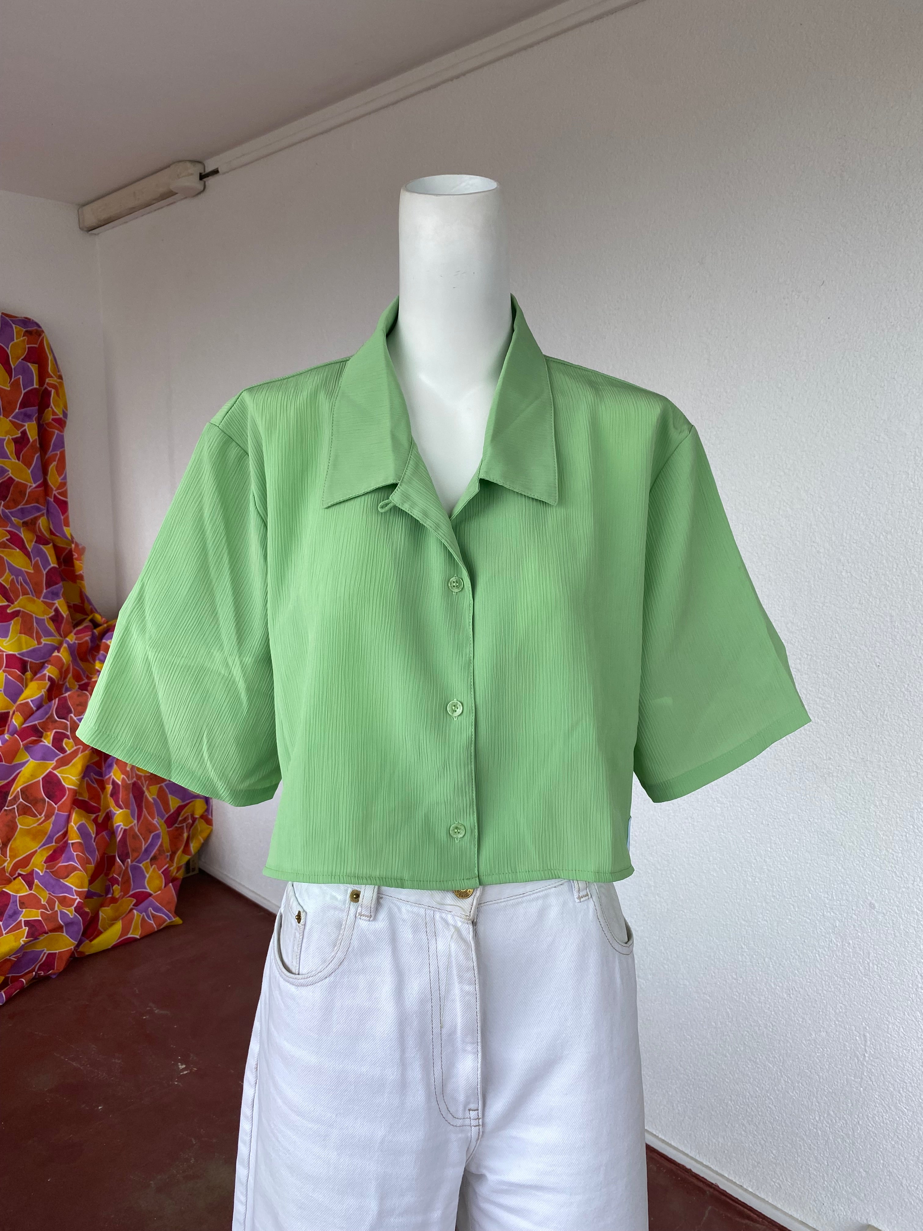 Cropped • T. 36 à 44 • Chemise crop top verte pomme