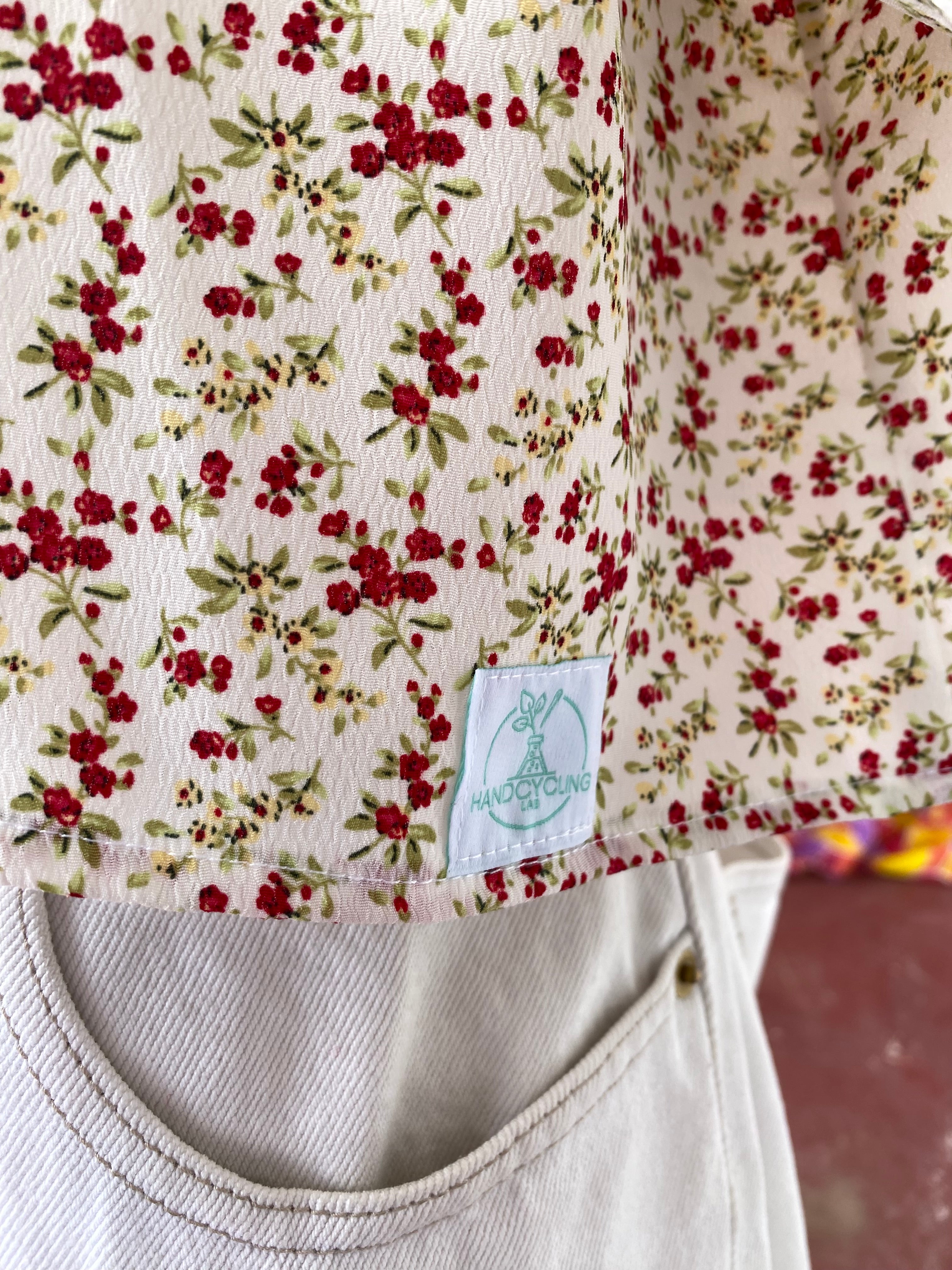 Cropped • T. 36 à 44 • Chemise crop top liberty rouge vert jaune