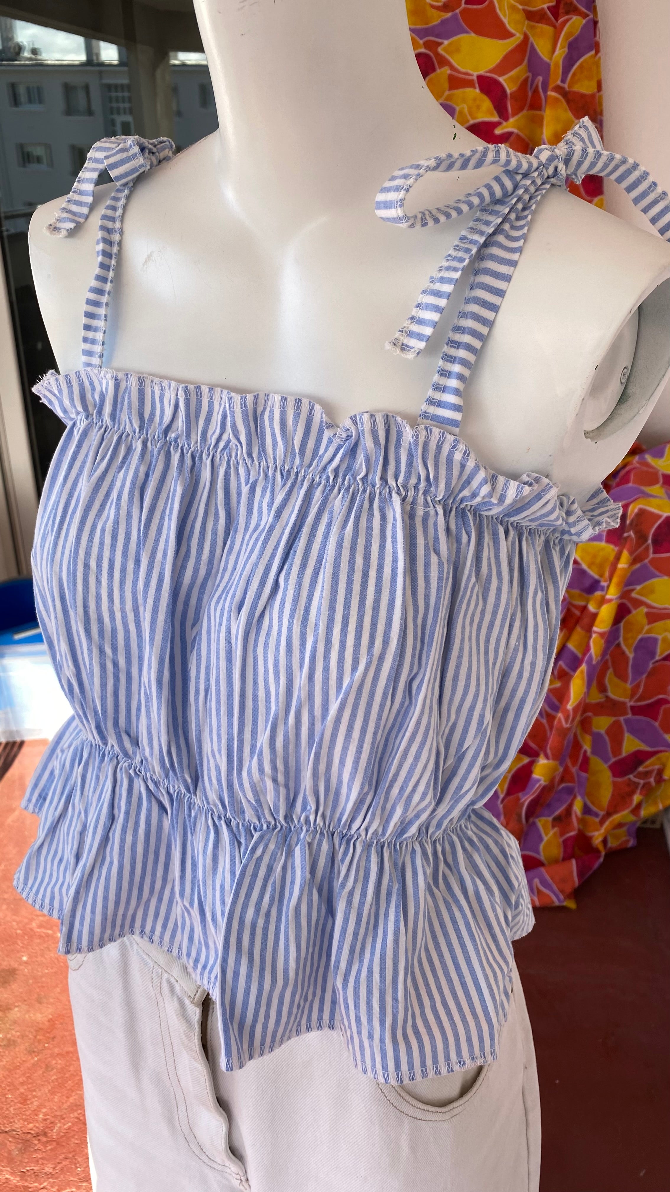 P'tis Ôh • Taille L  • Haut bandeau coton fines rayures bleu ciel et blanc