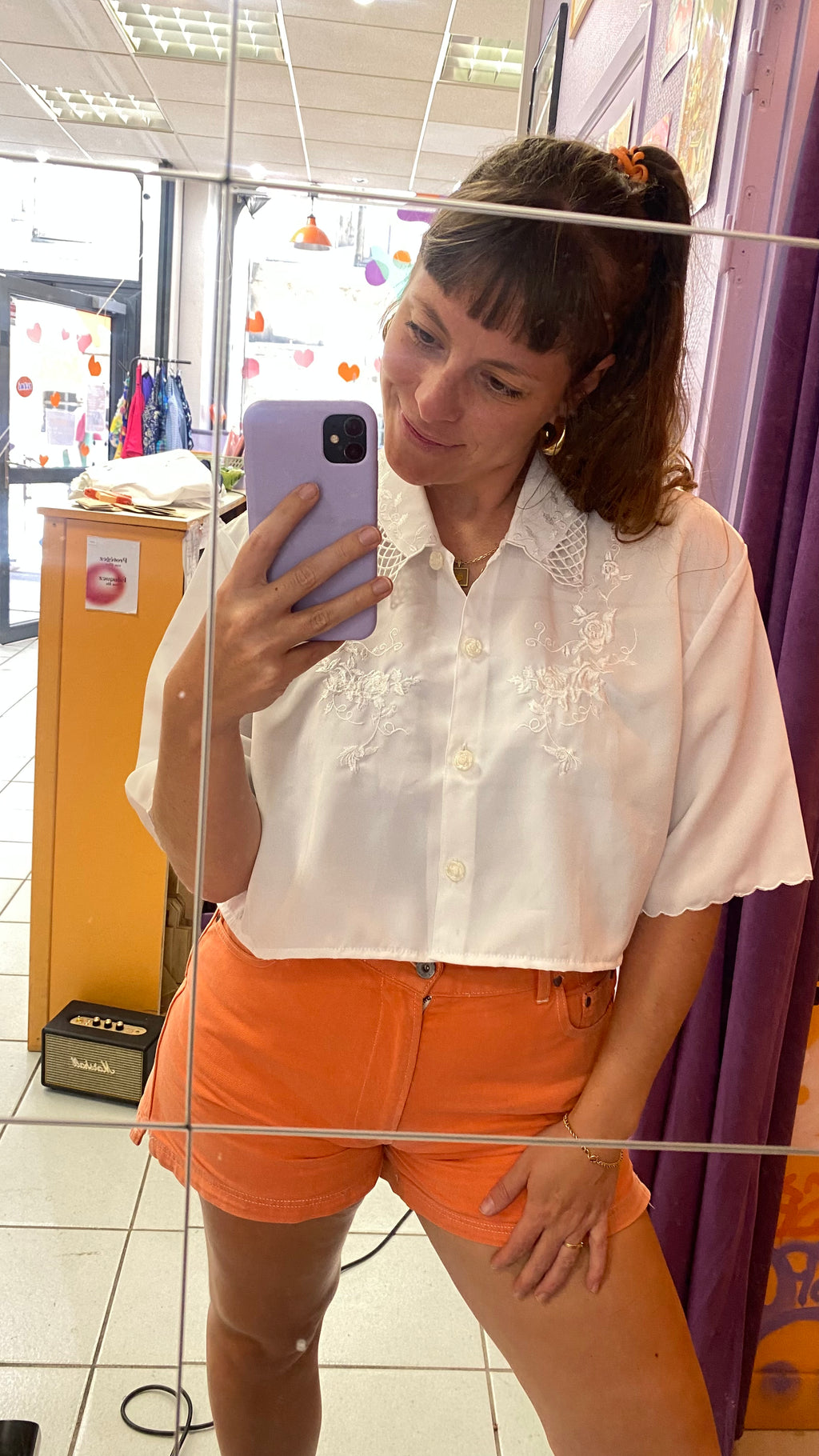 Cropped • T.38 à 44  • Chemise crop top blanche broderies