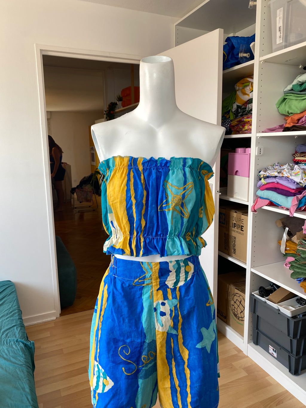 P'tis Ôh • T. L  • Haut bandeau bleu et jaune motifs poissons