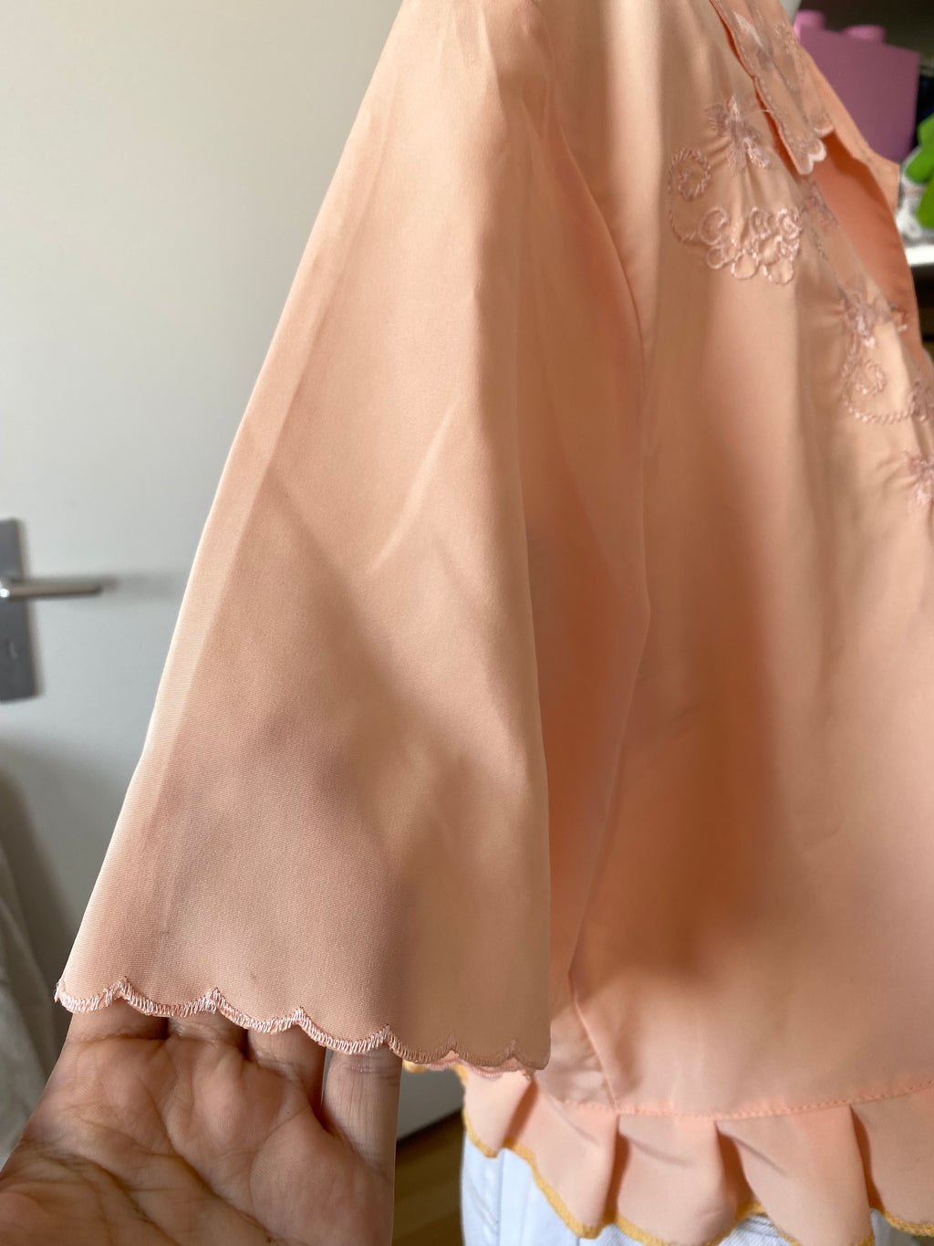 Froufrou • T. 36 à 42 • Chemise saumon brodée