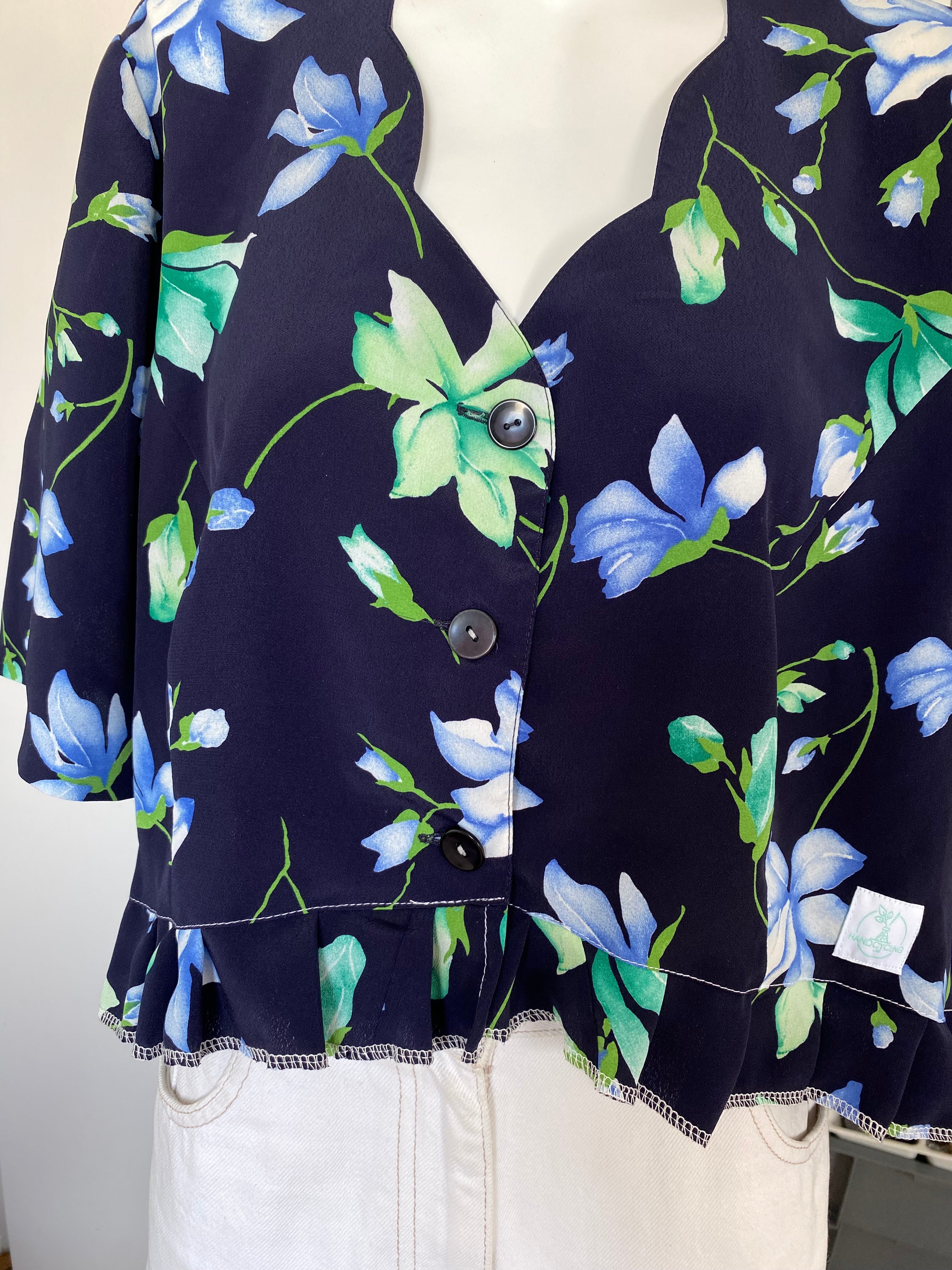 Froufrou • T. 38 à 44 • Chemise bleu fleurs verte