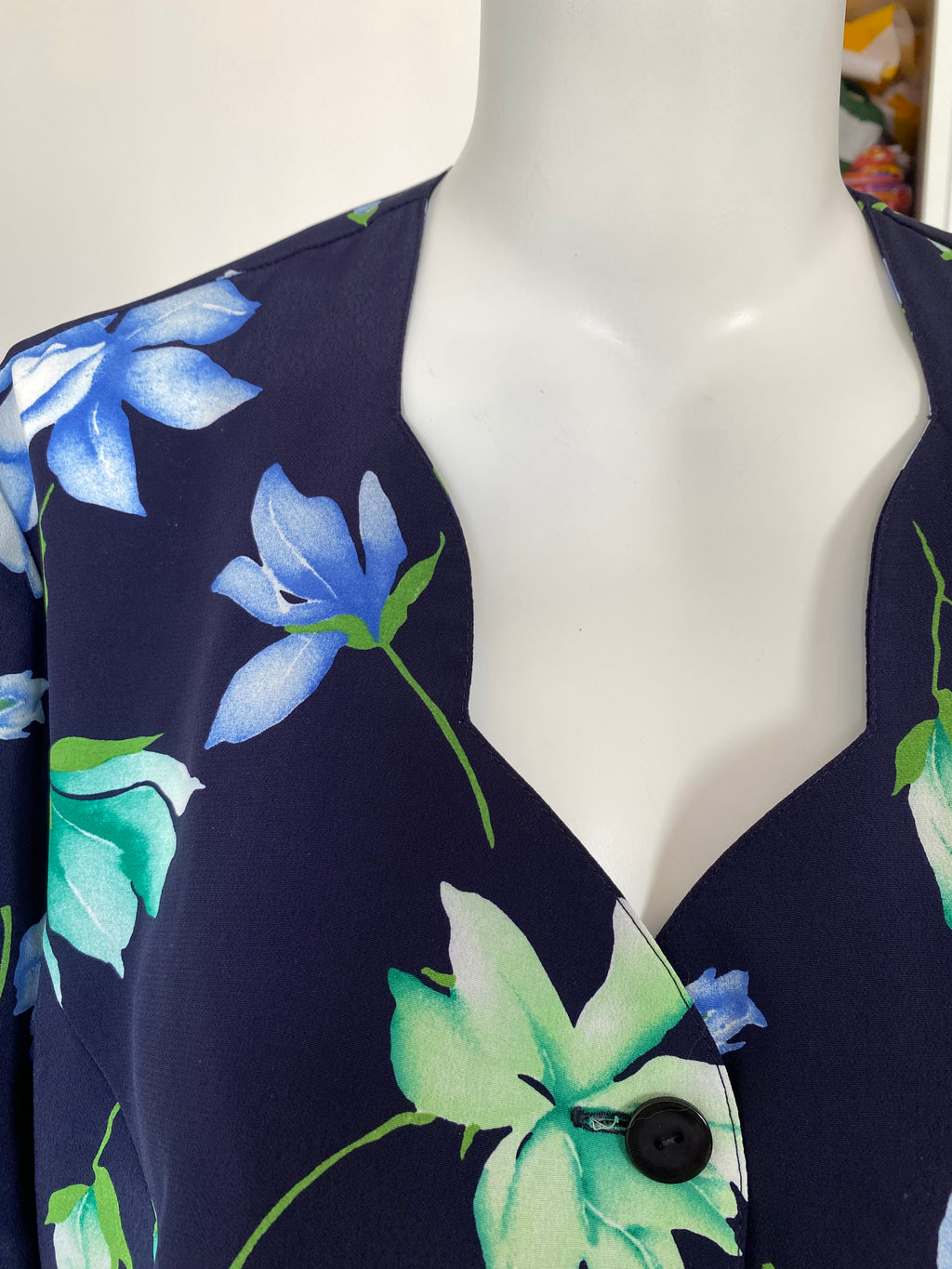 Froufrou • T. 38 à 44 • Chemise bleu fleurs verte