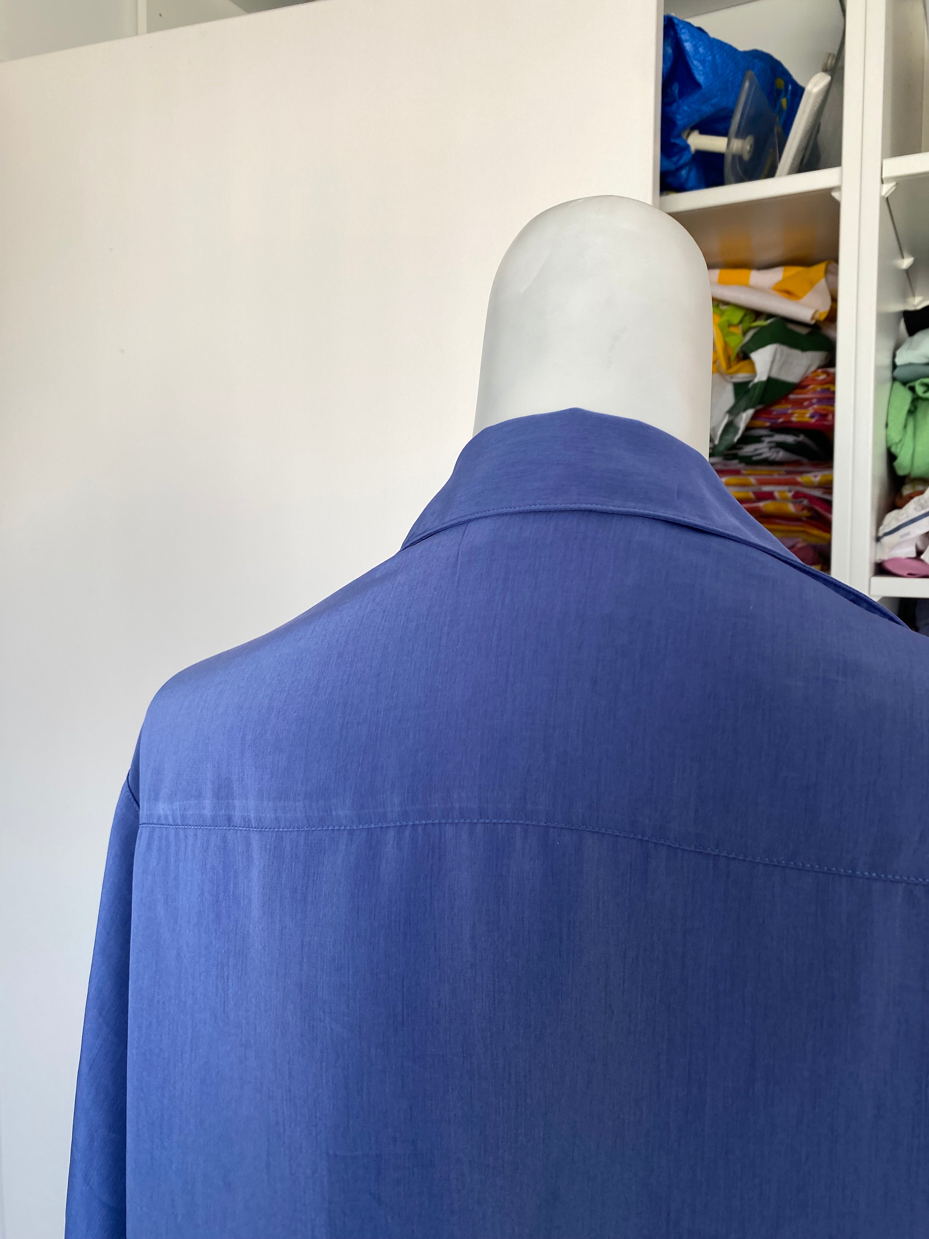 Froufrou • T. 36 à 40 • Chemise crop bleue à poches